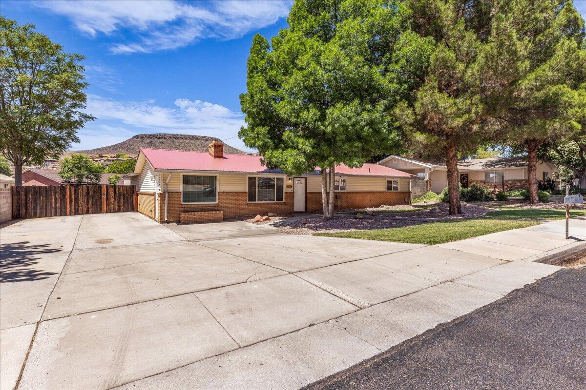 ST GEORGE TOWNSITE - Residential