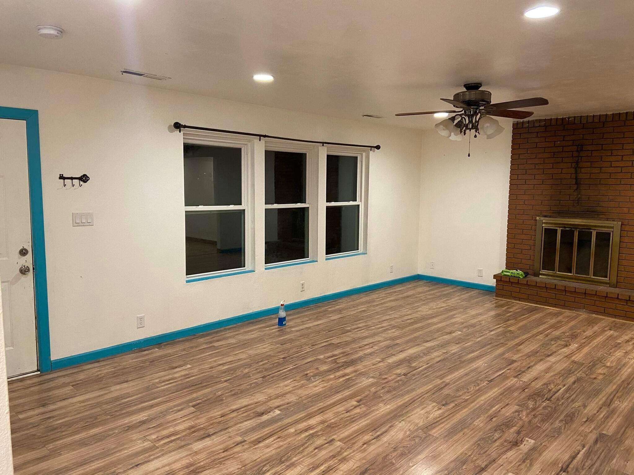 BLOOMINGTON HILLS - Residential