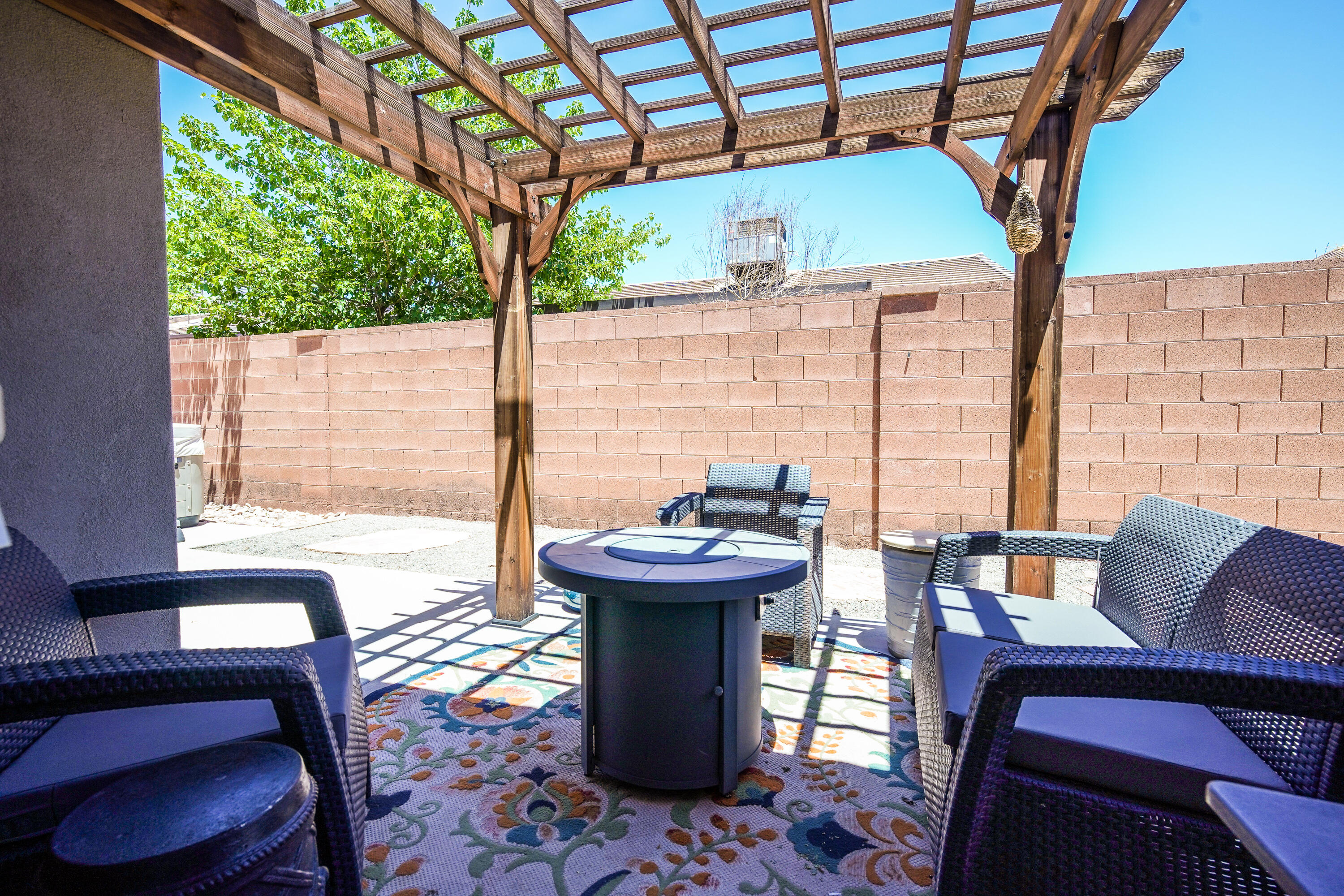 RED ROCK CANYON - Residential