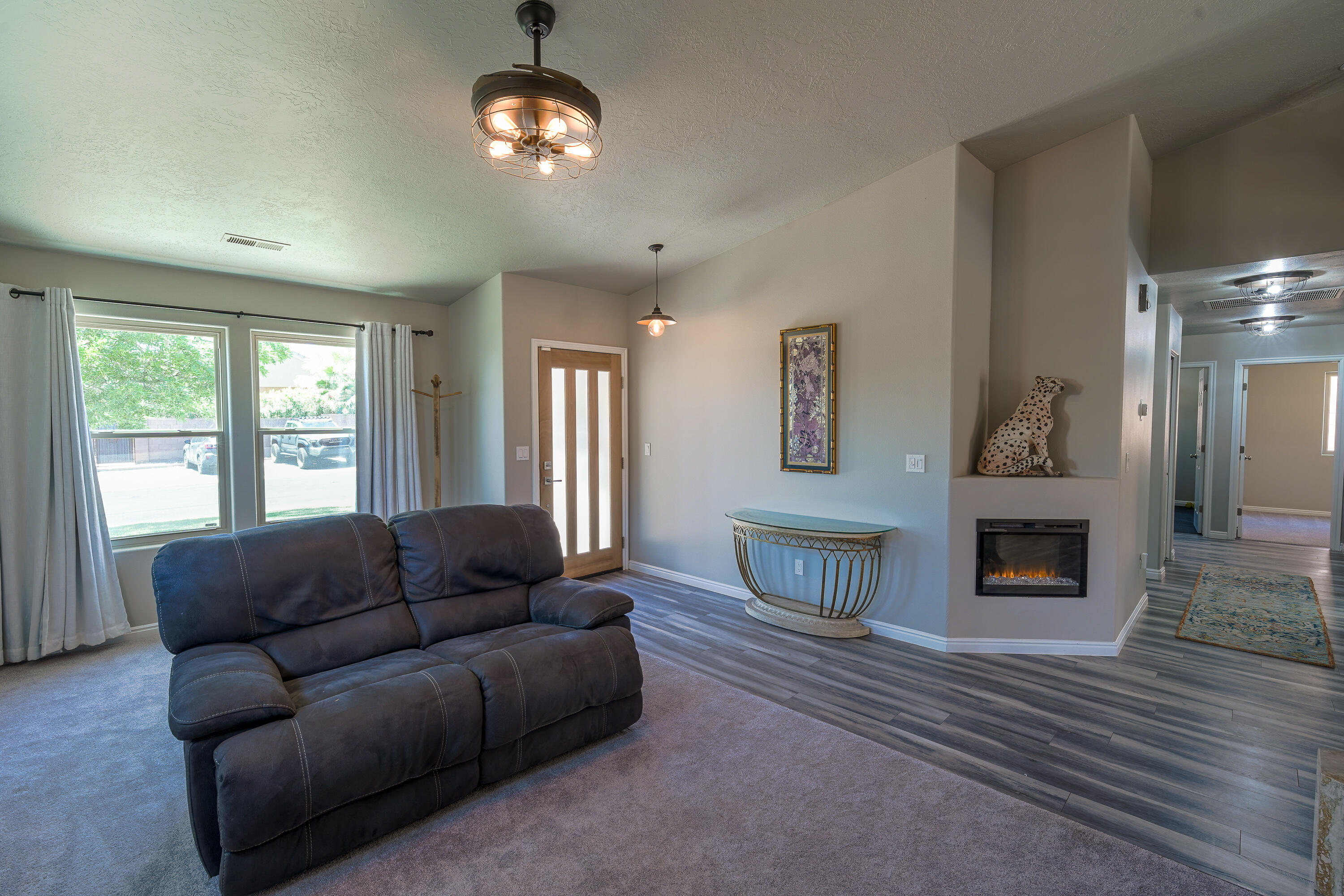 RED ROCK CANYON - Residential