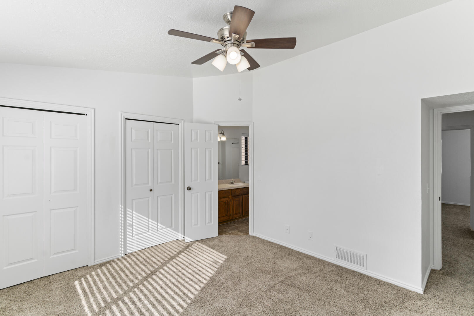 SPANISH PALMS TOWNHOMES - Residential