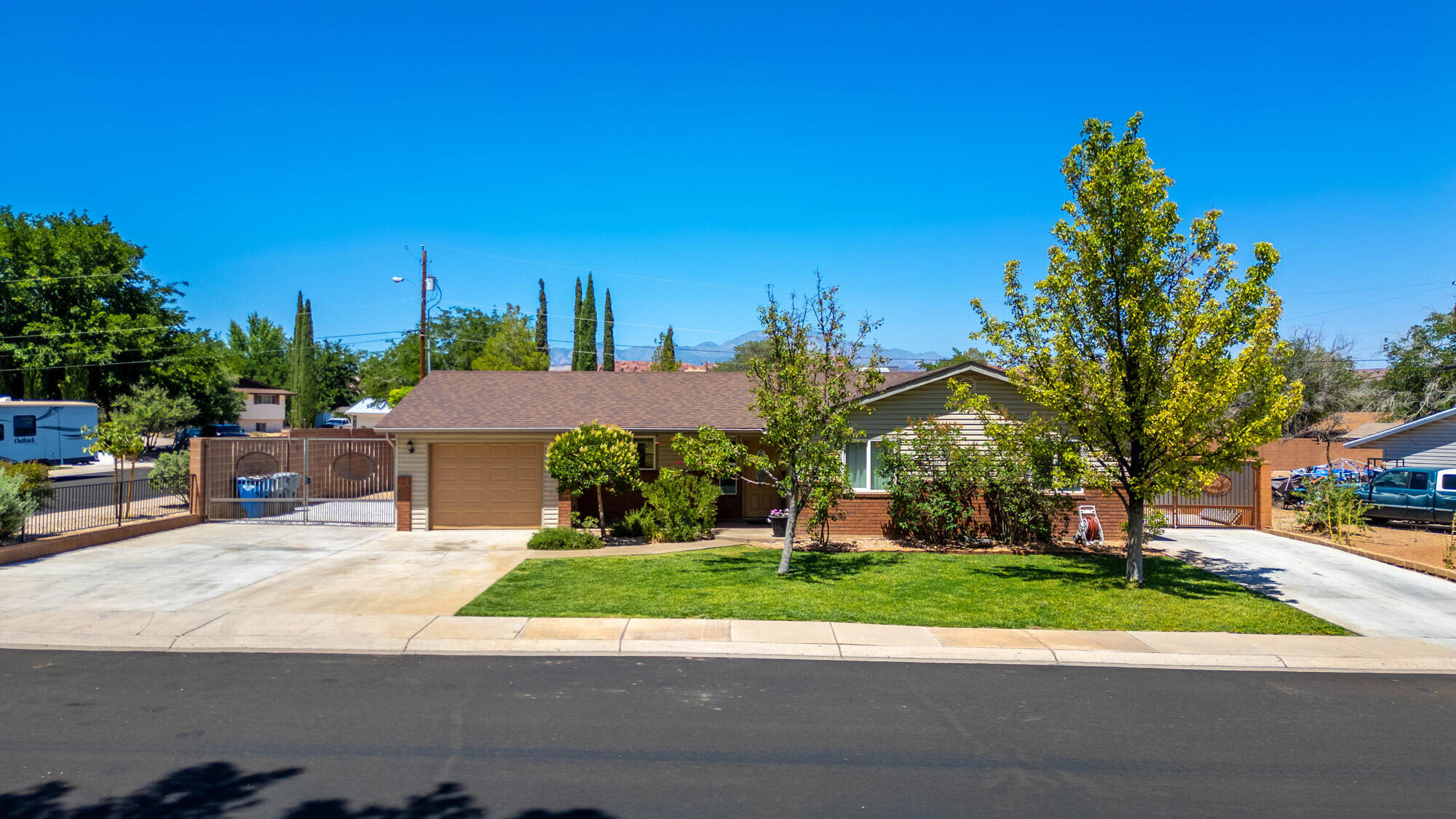 SANTA CLARA HEIGHTS - Residential