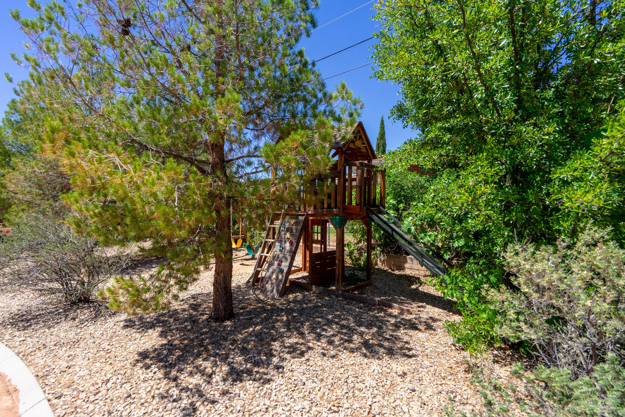 SANTA CLARA HEIGHTS - Residential