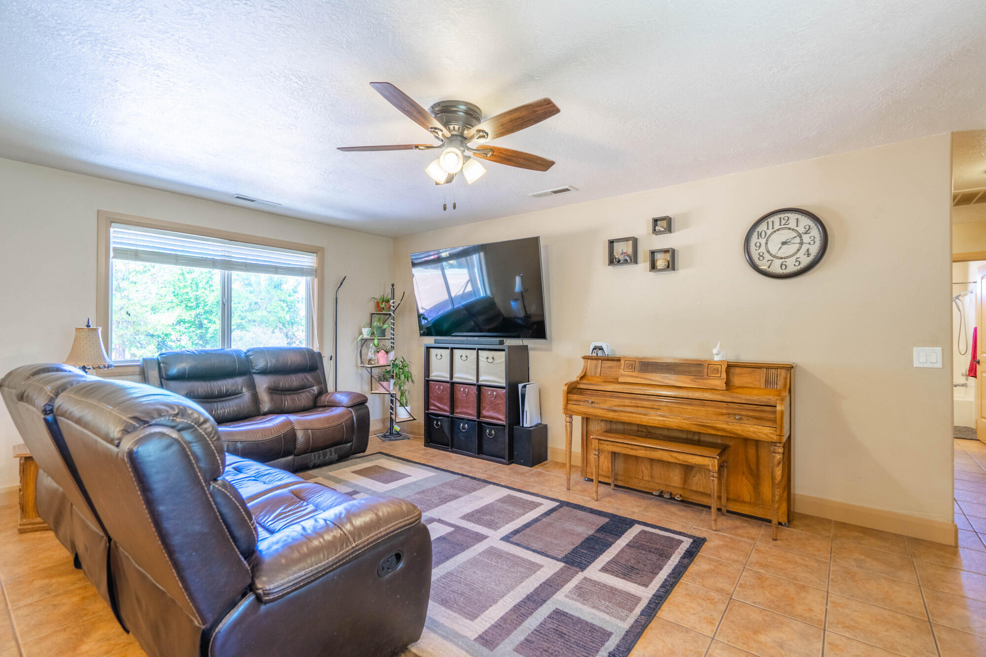 SANTA CLARA HEIGHTS - Residential