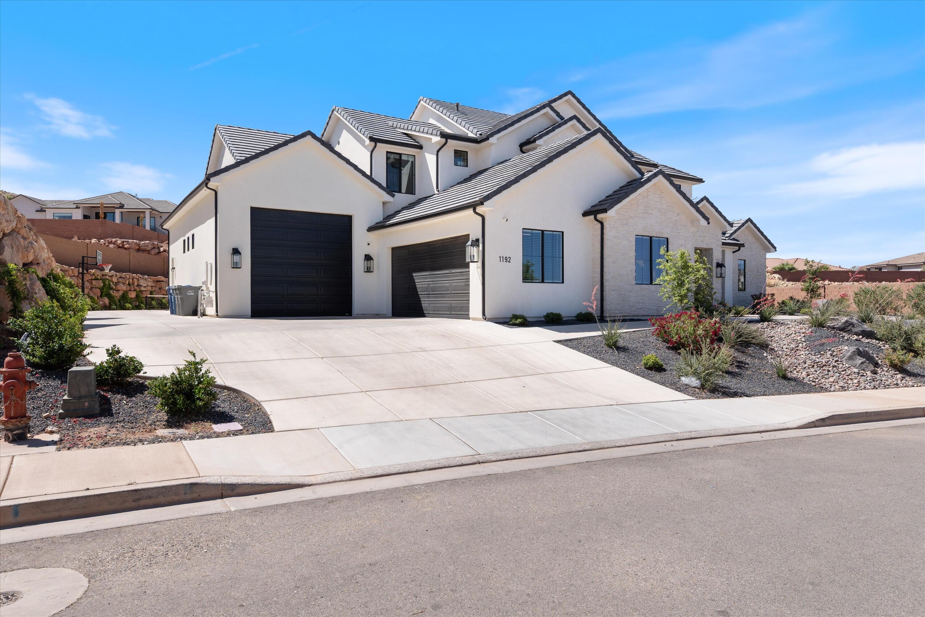 HEIGHTS AT WASHINGTON BENCH - Residential