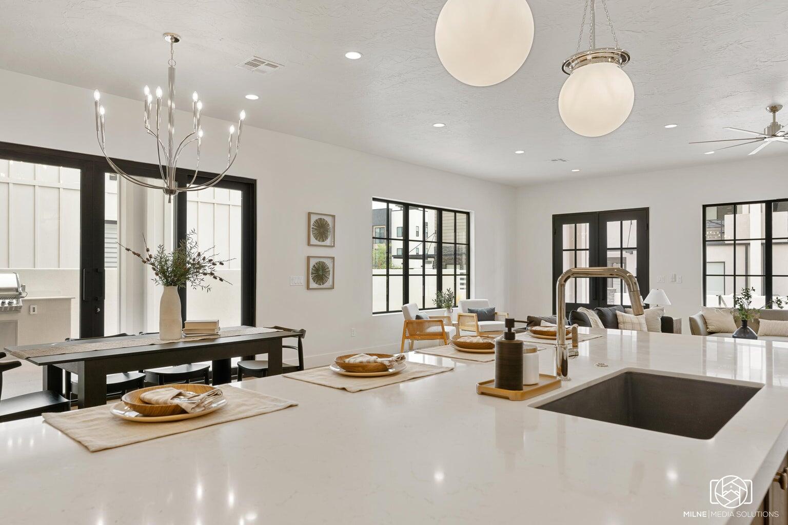DESERT COLOR RESORT - Residential