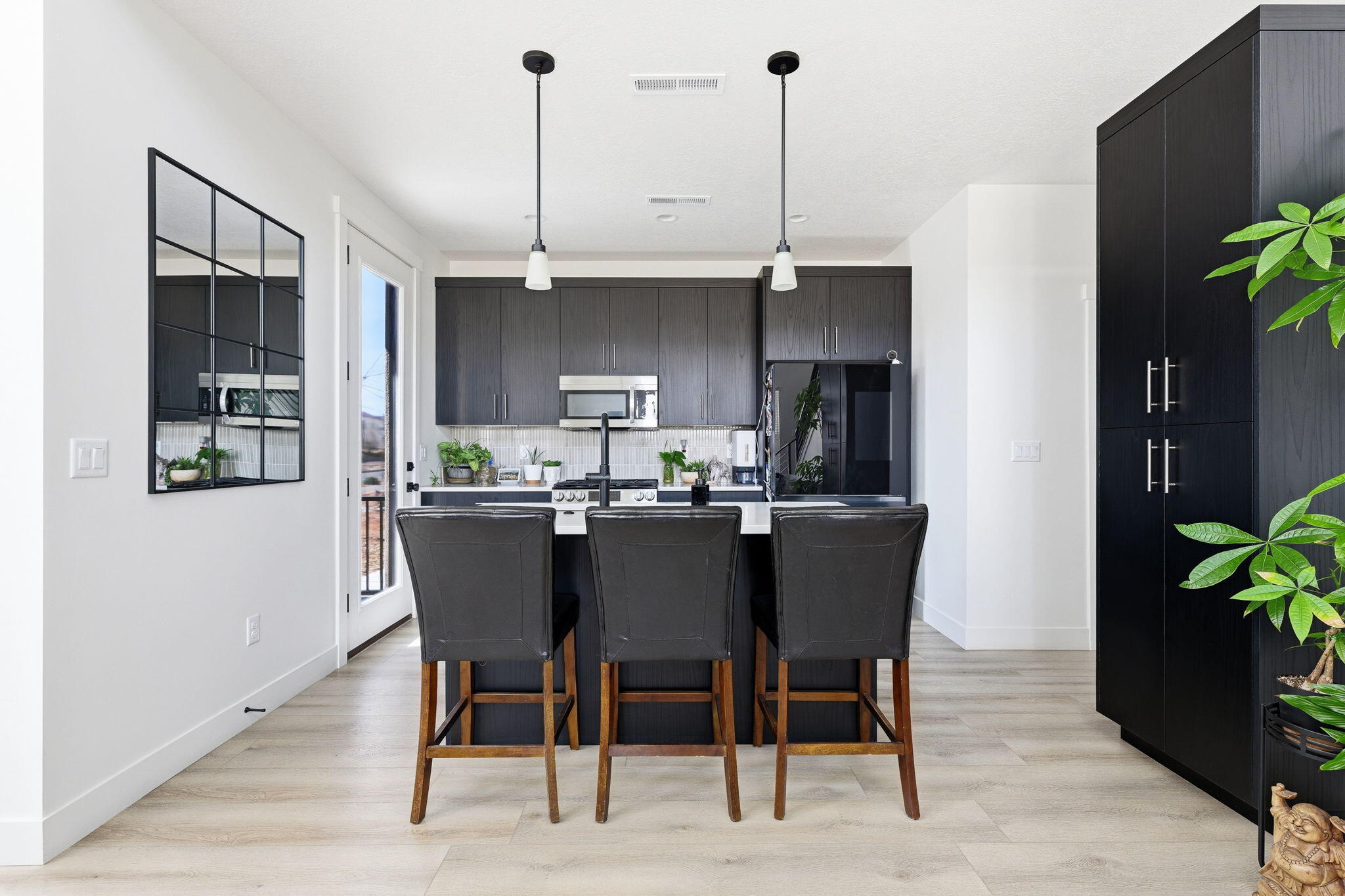 DESERT COLOR SAGE HAVEN - Residential