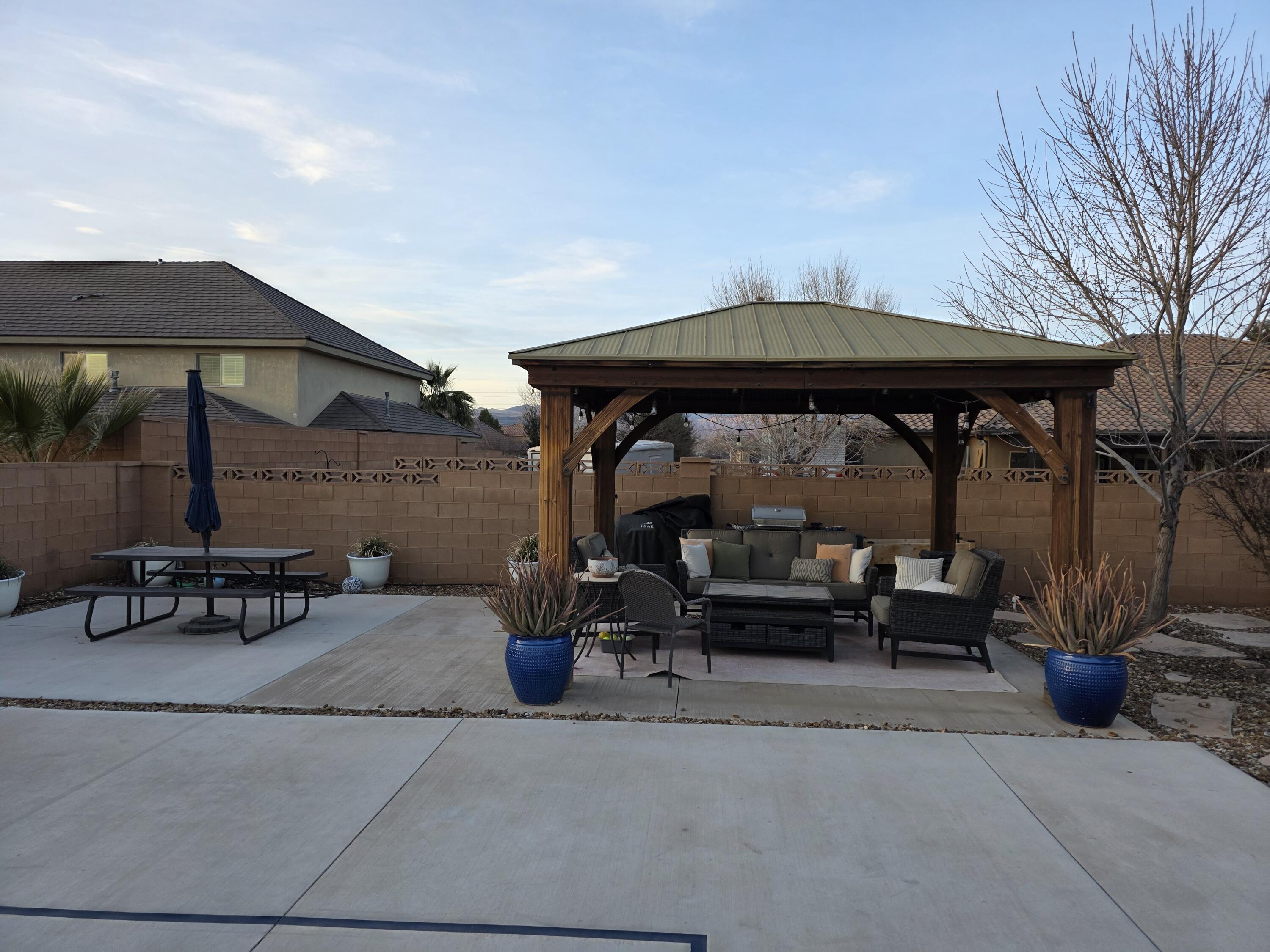 SKY VIEW ESTATES - Residential