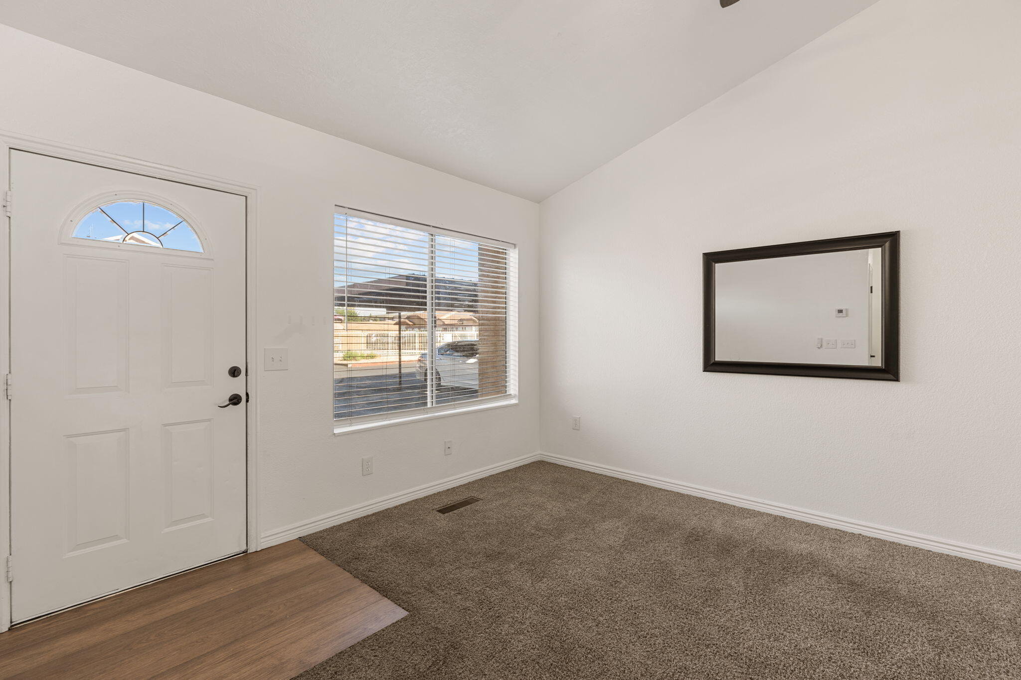 FLEETWOOD SQUARE CONDOS - Residential