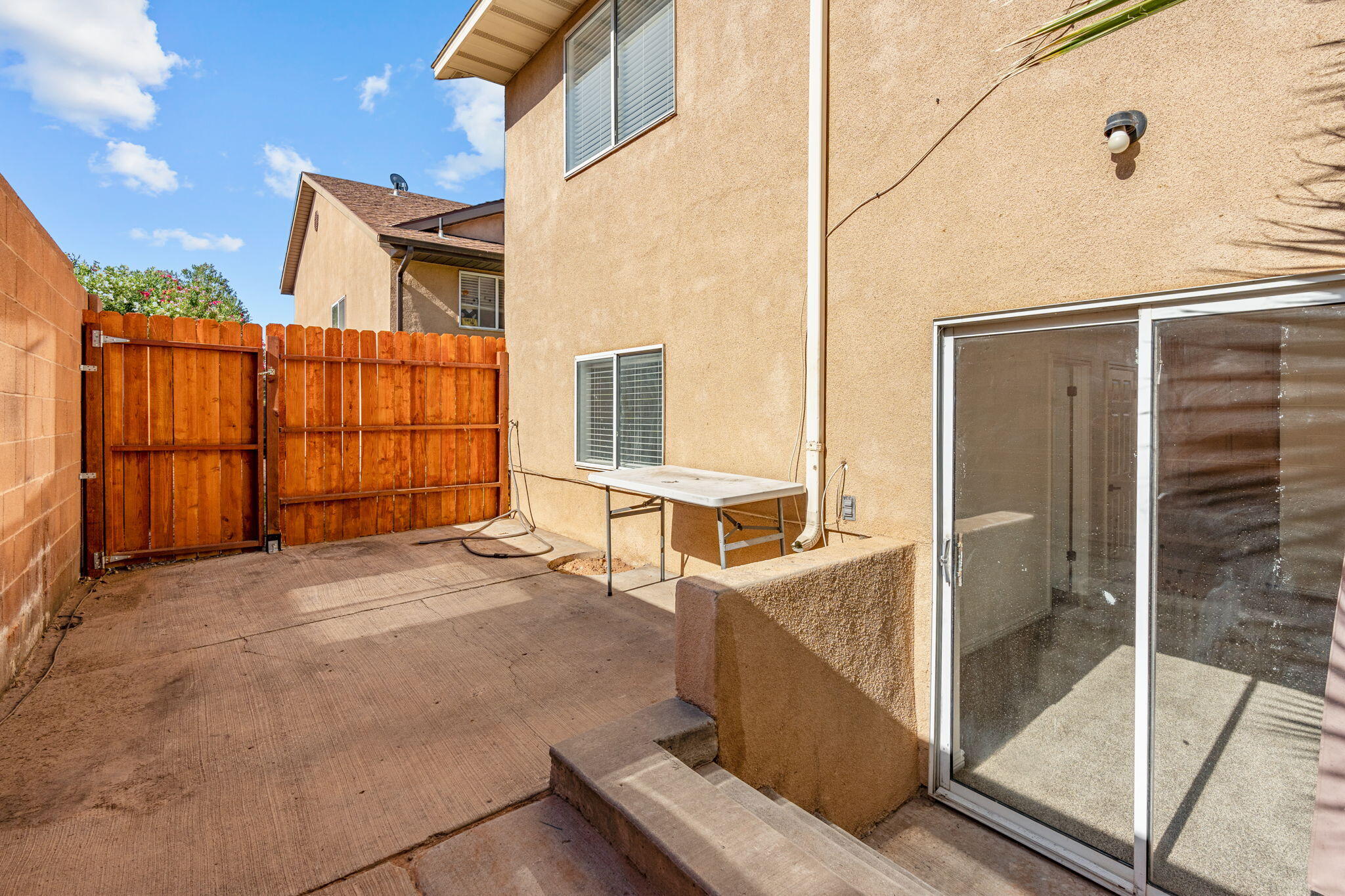 FLEETWOOD SQUARE CONDOS - Residential