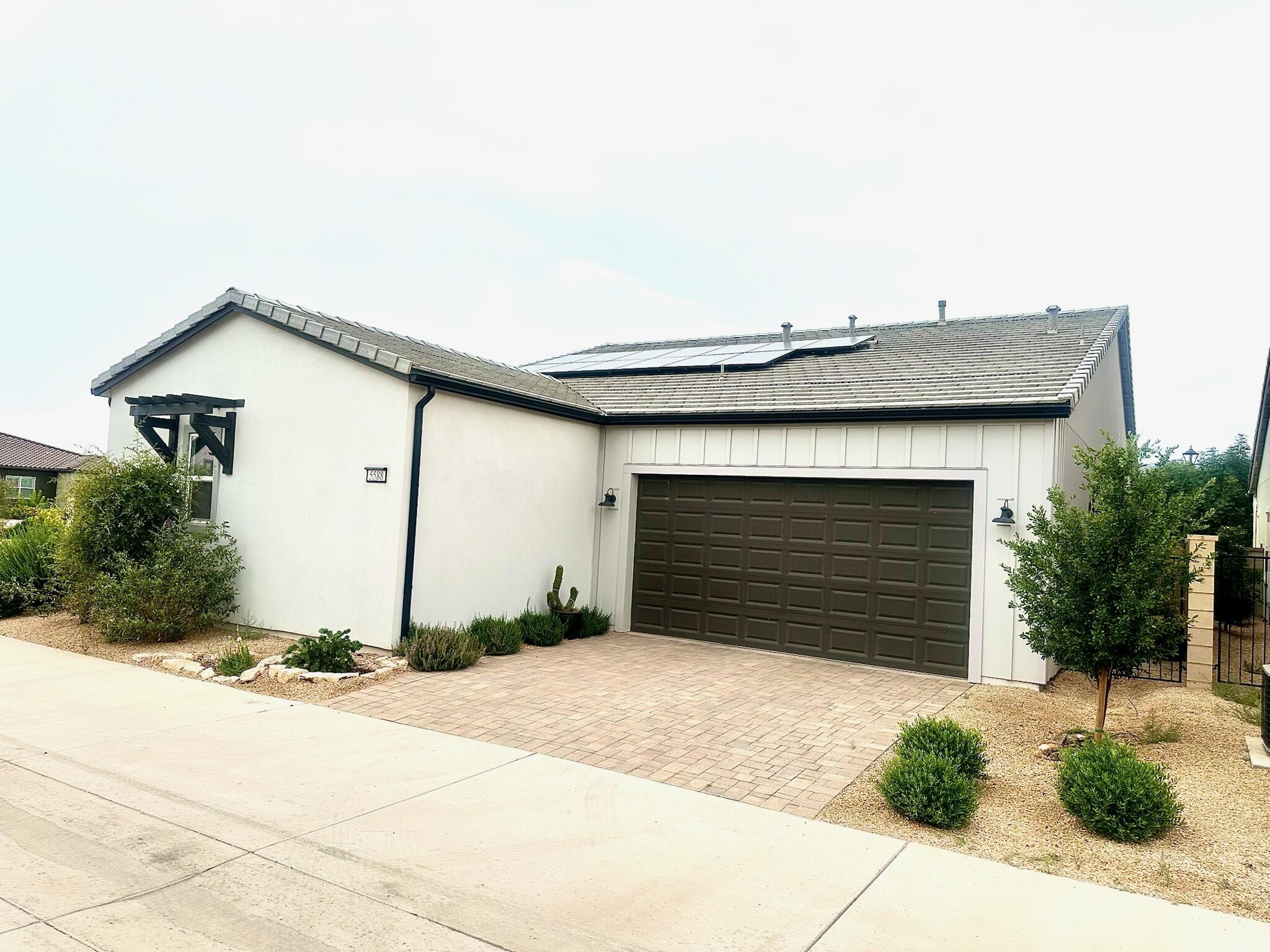 DESERT COLOR REGENCY - Residential