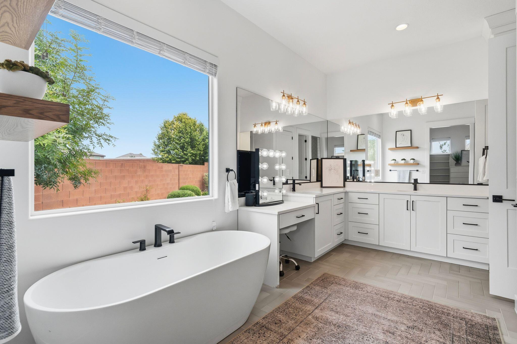 FIELDSTONE - Residential