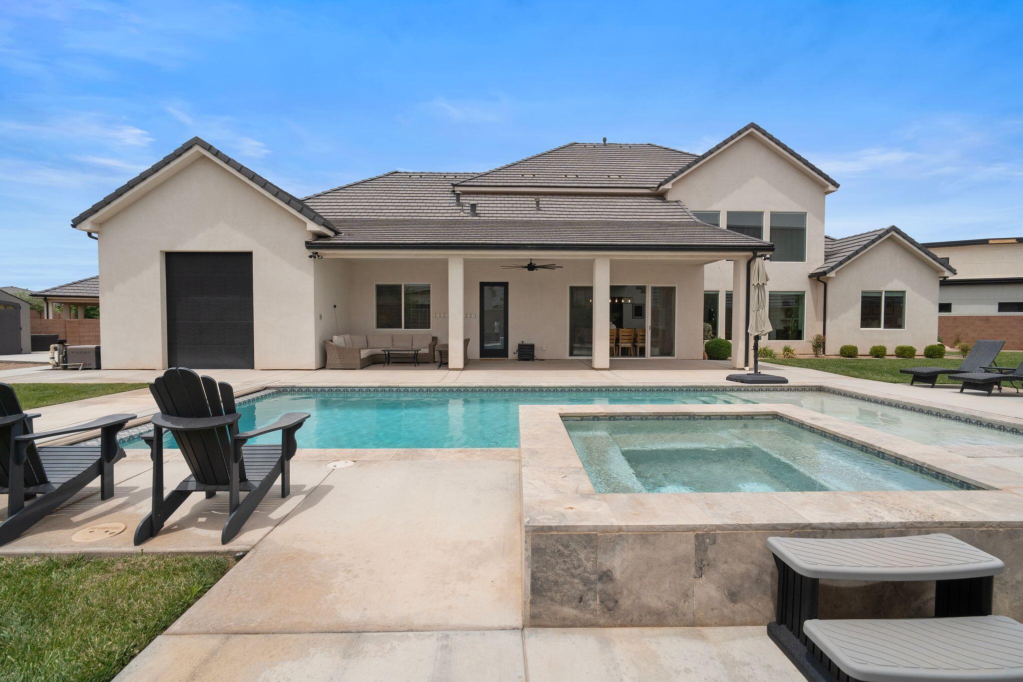 FIELDSTONE - Residential