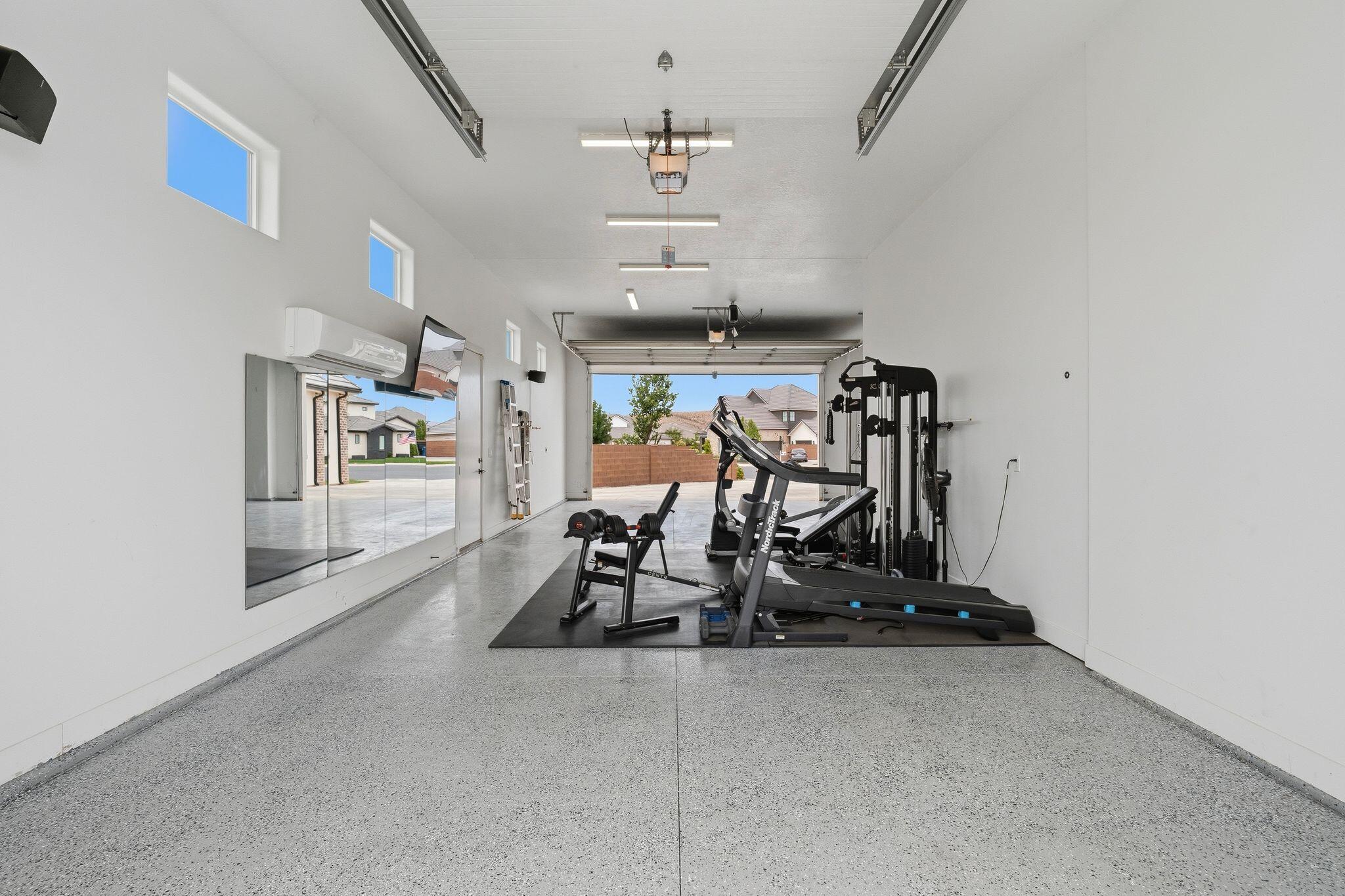 FIELDSTONE - Residential