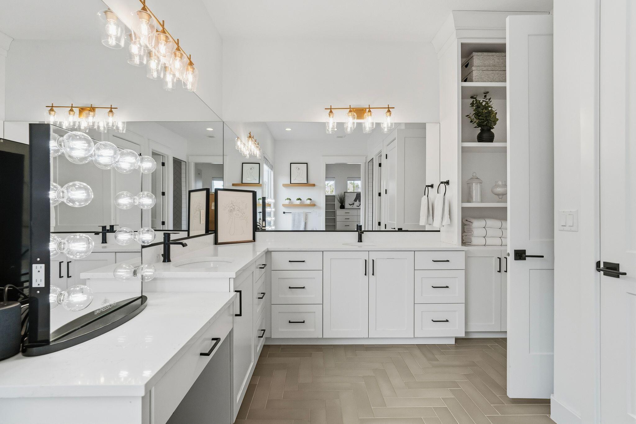 FIELDSTONE - Residential