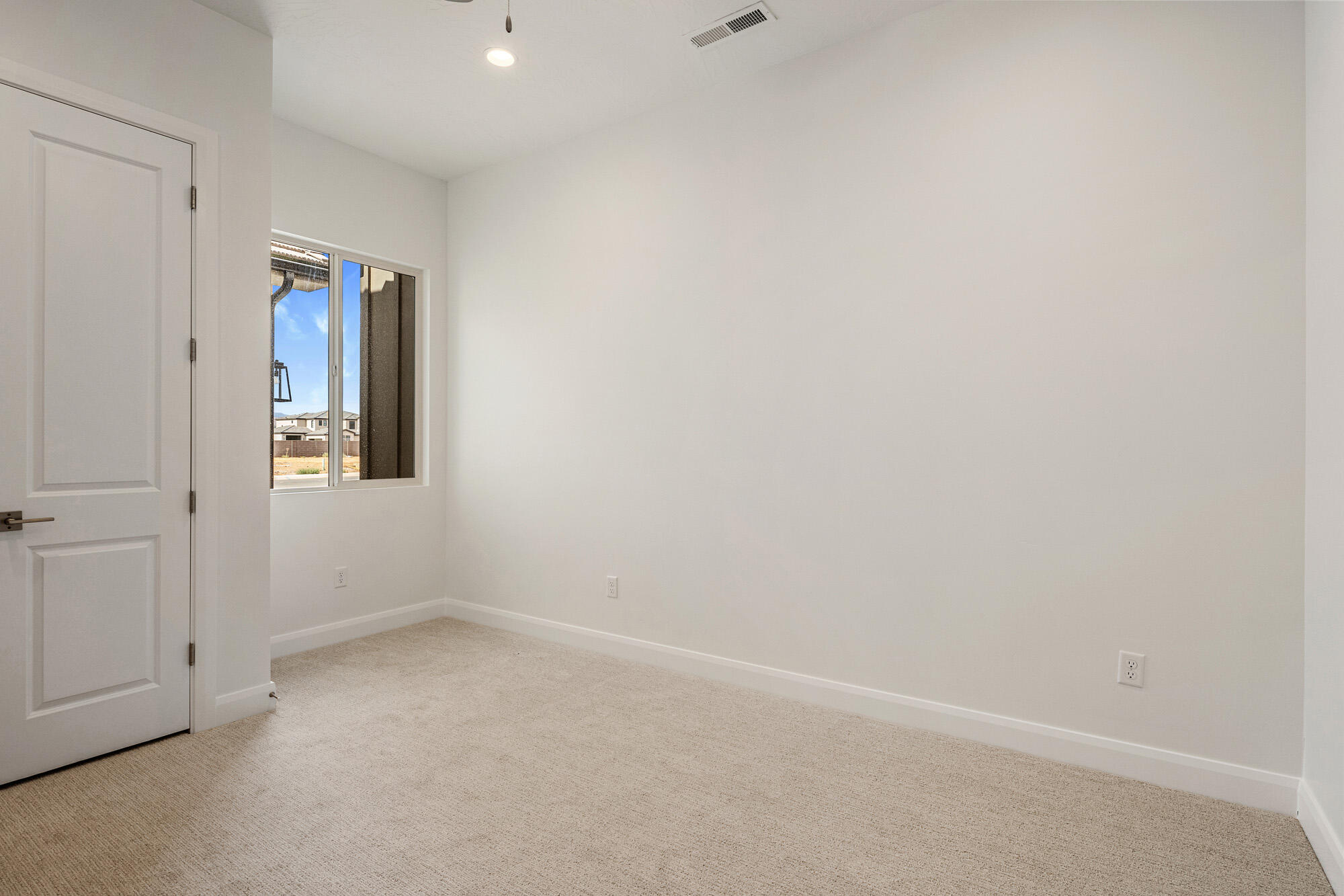 FRANKLIN FIELDS - Residential