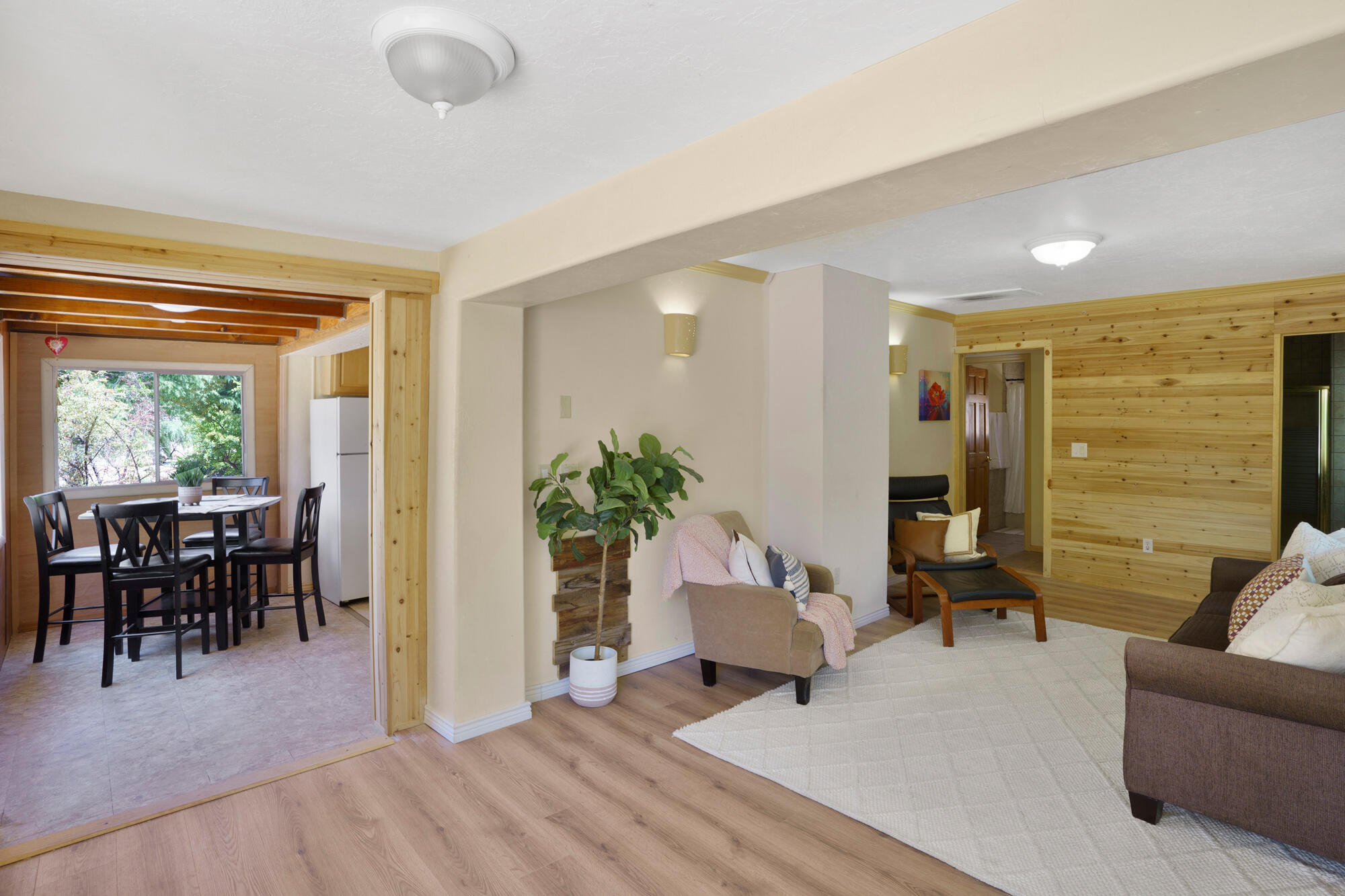 ROCKVILLE TOWNSITE - Residential