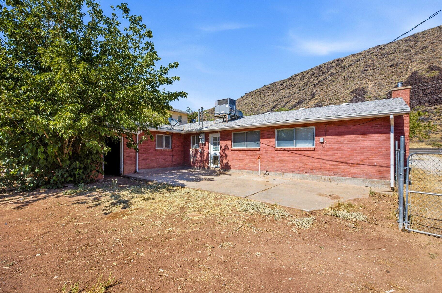 TOQUERVILLE TOWNSITE - Residential