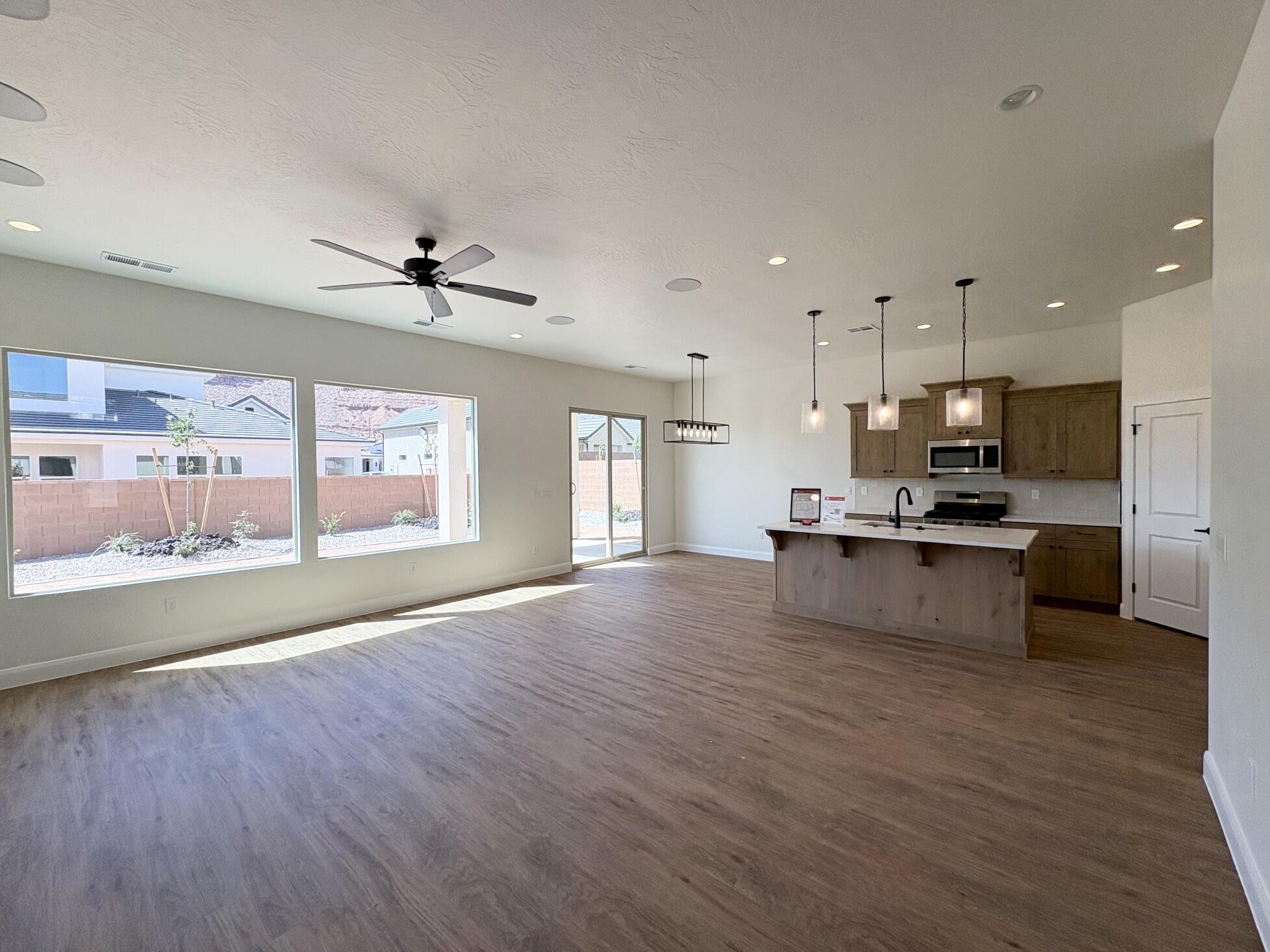 RIVERBEND AT SUNRISE VALLEY - Residential