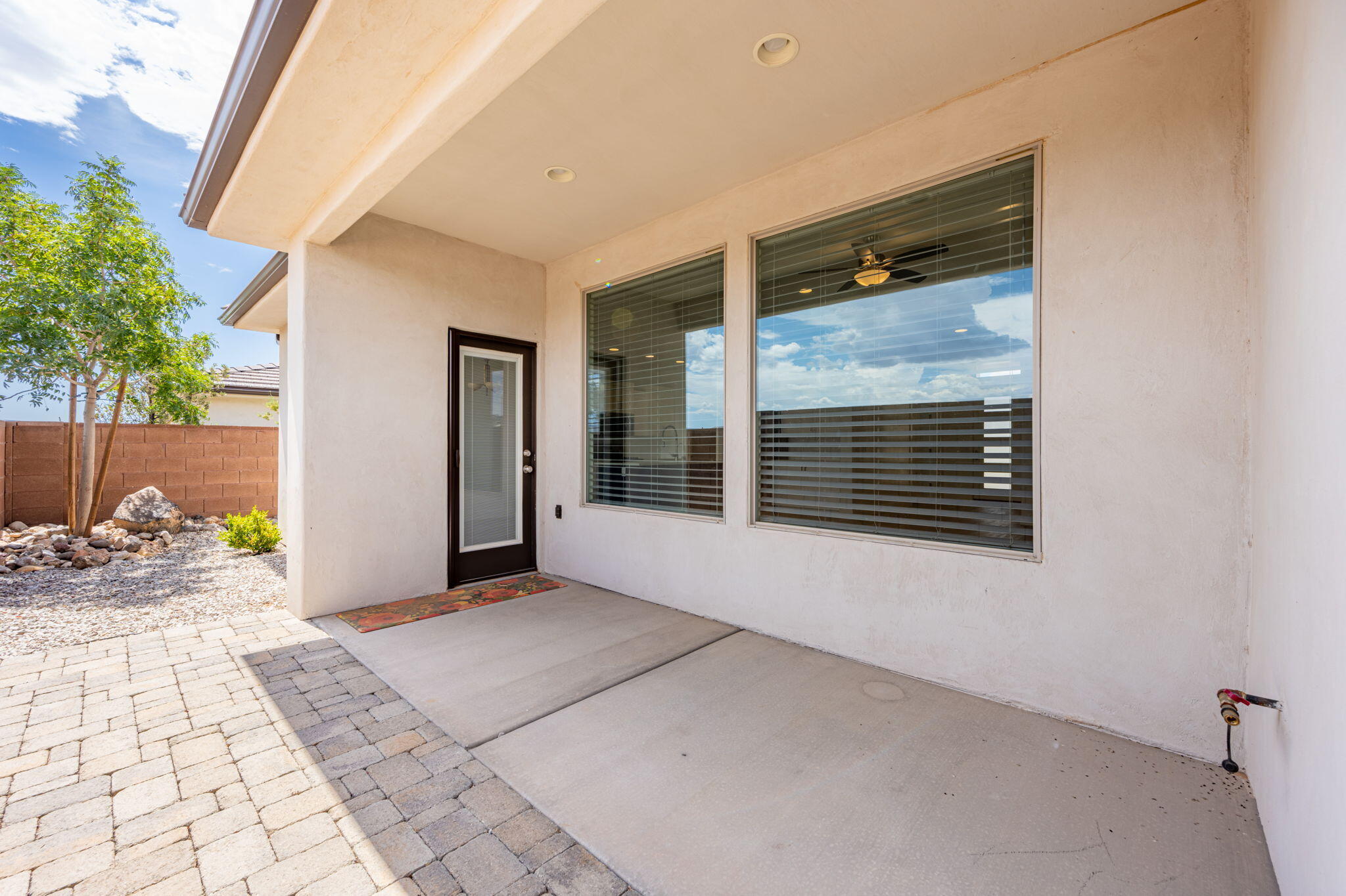 DESERT VISTA TOWNHOMES AT DESERT CANYONS - Residential