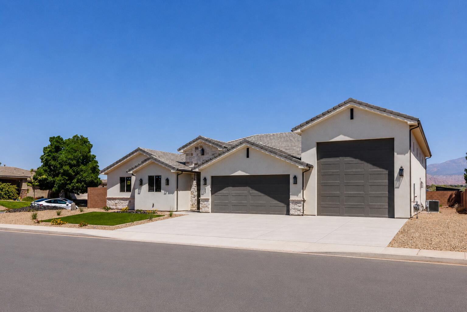 SETTLERS CROSSING - Residential
