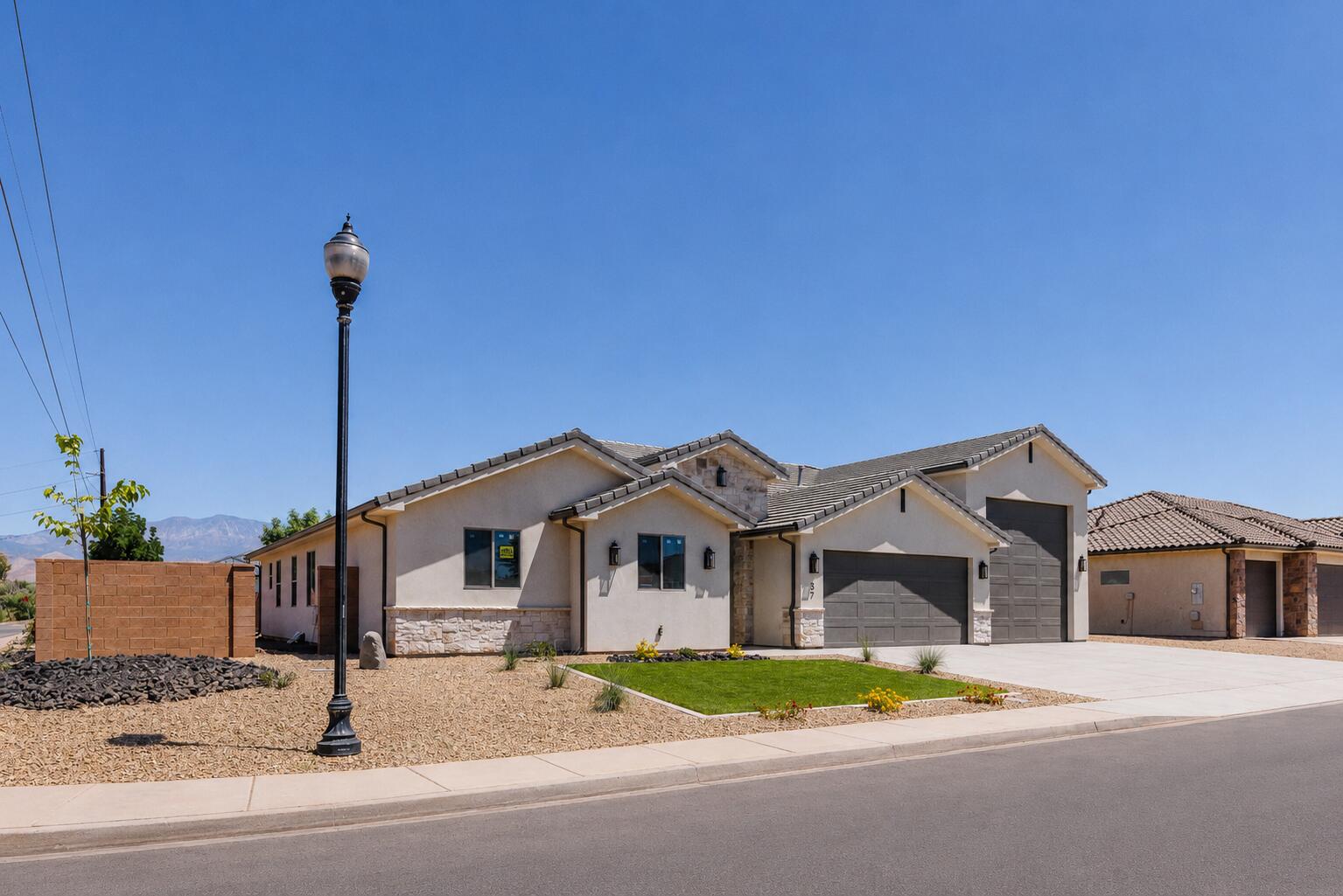 SETTLERS CROSSING - Residential