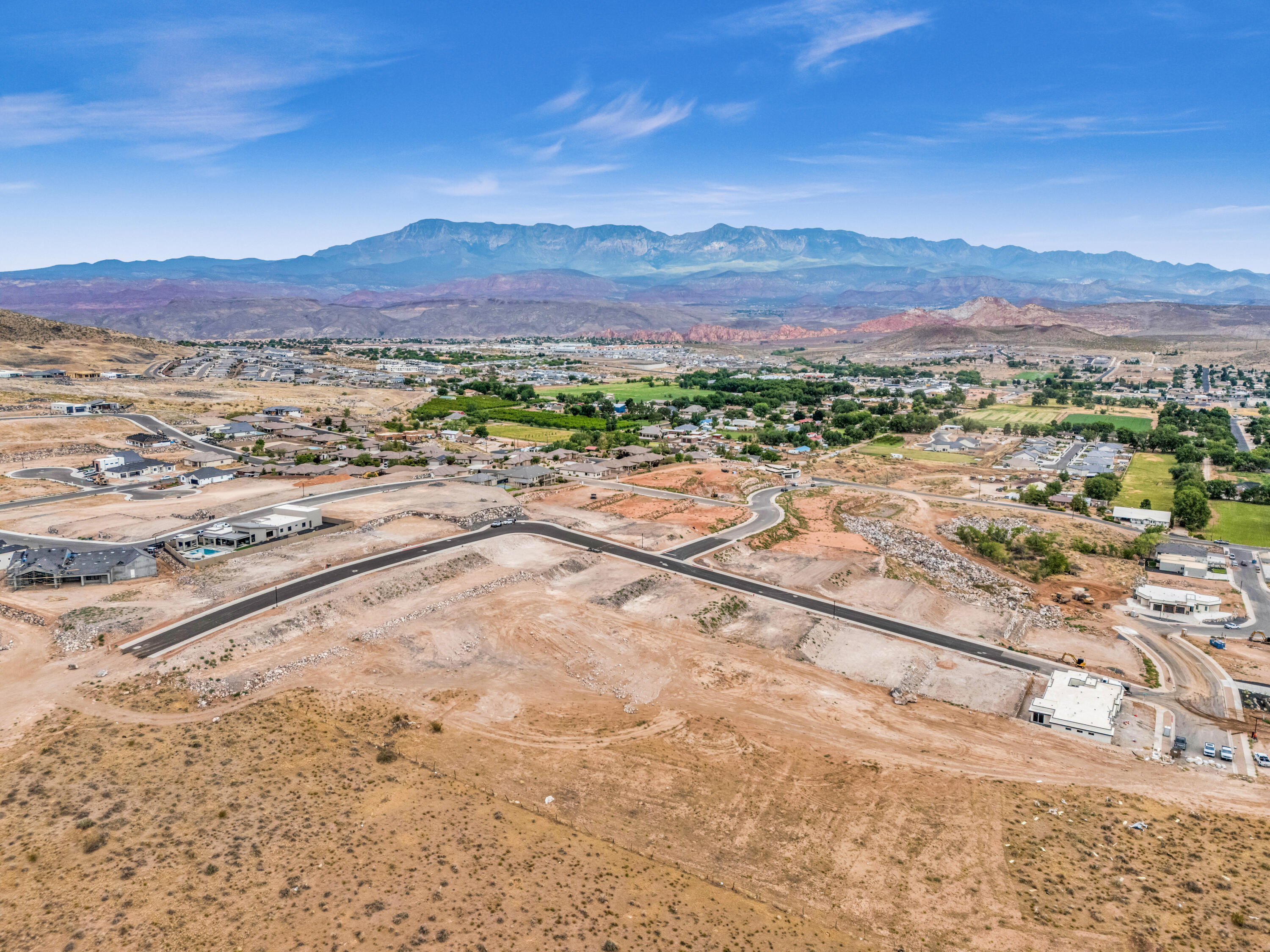MOUNTAIN VIEW ESTATES - Land