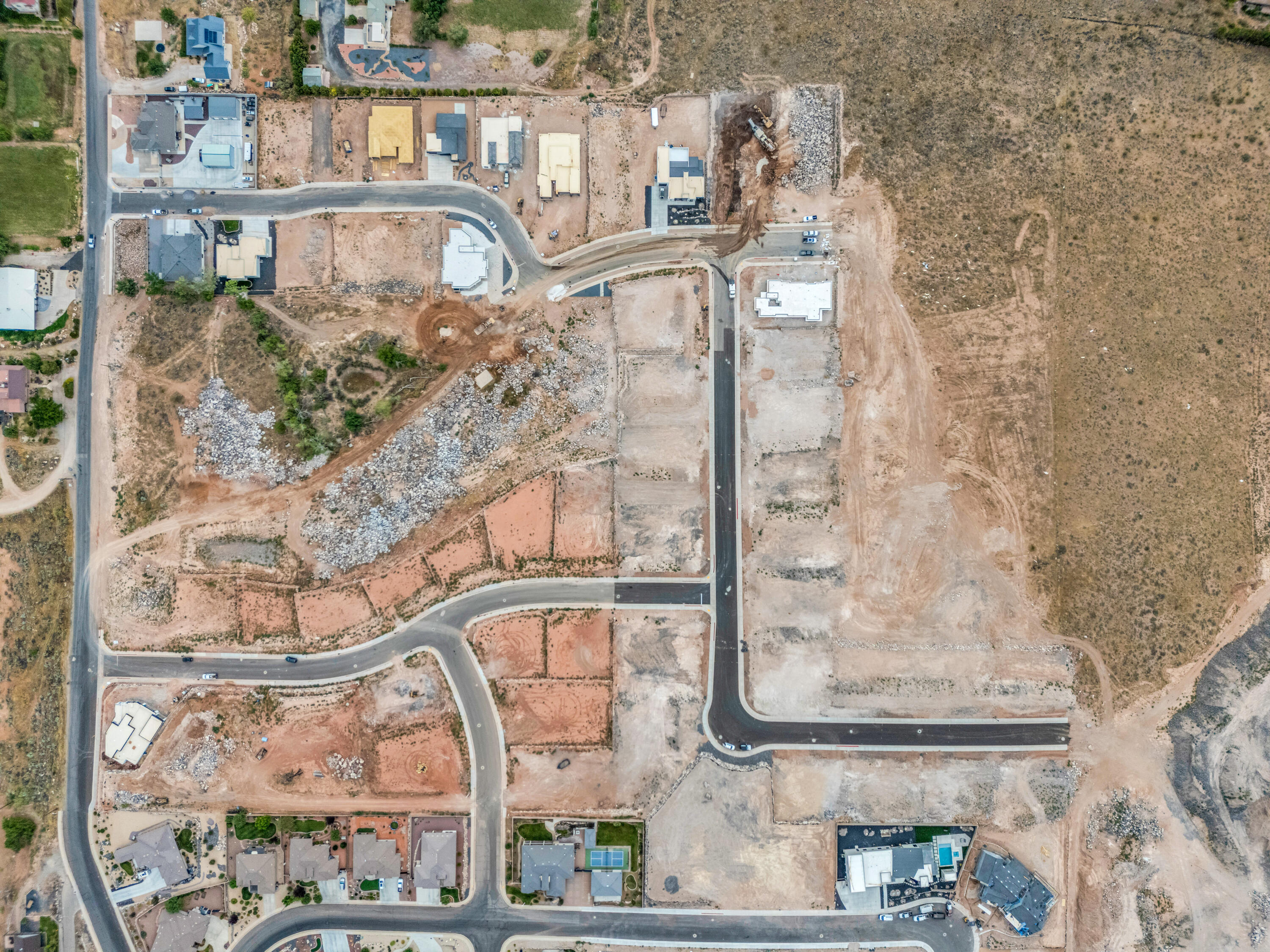 MOUNTAIN VIEW ESTATES - Land