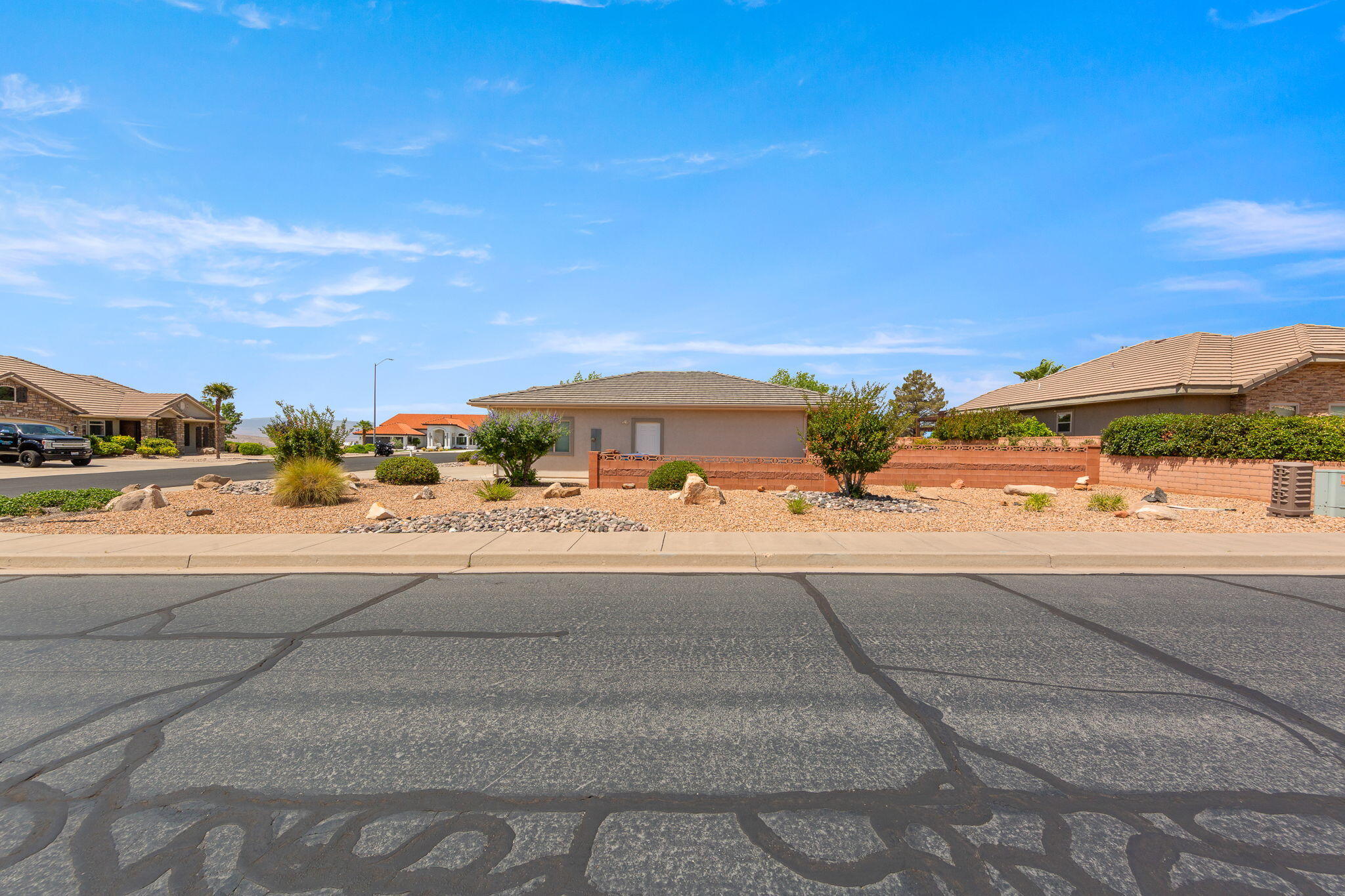 EAST RIDGE - Residential