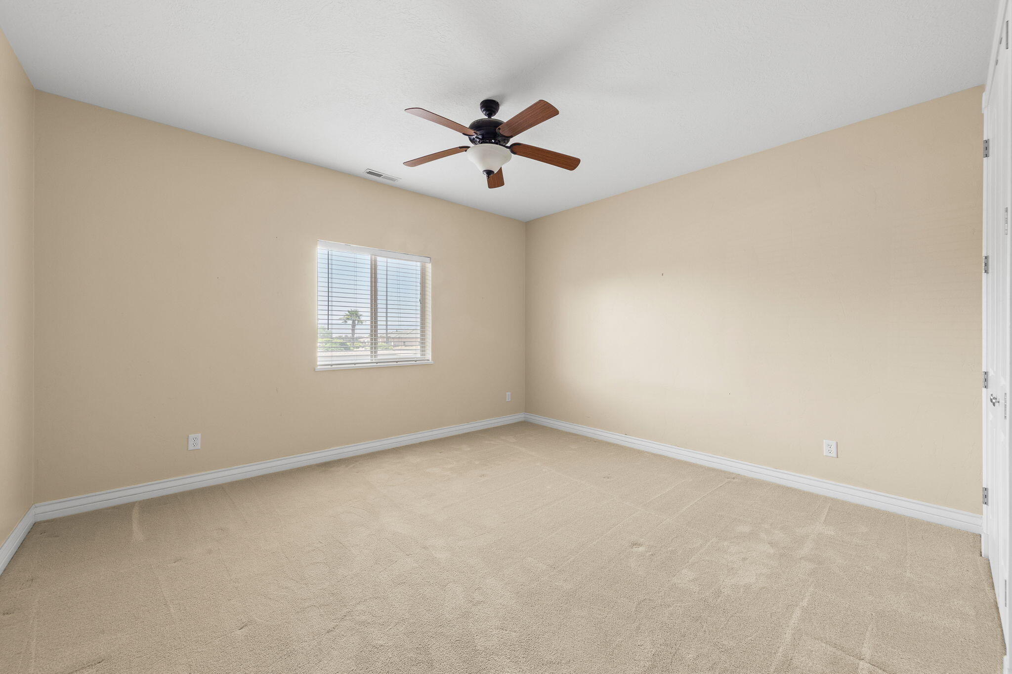 EAST RIDGE - Residential