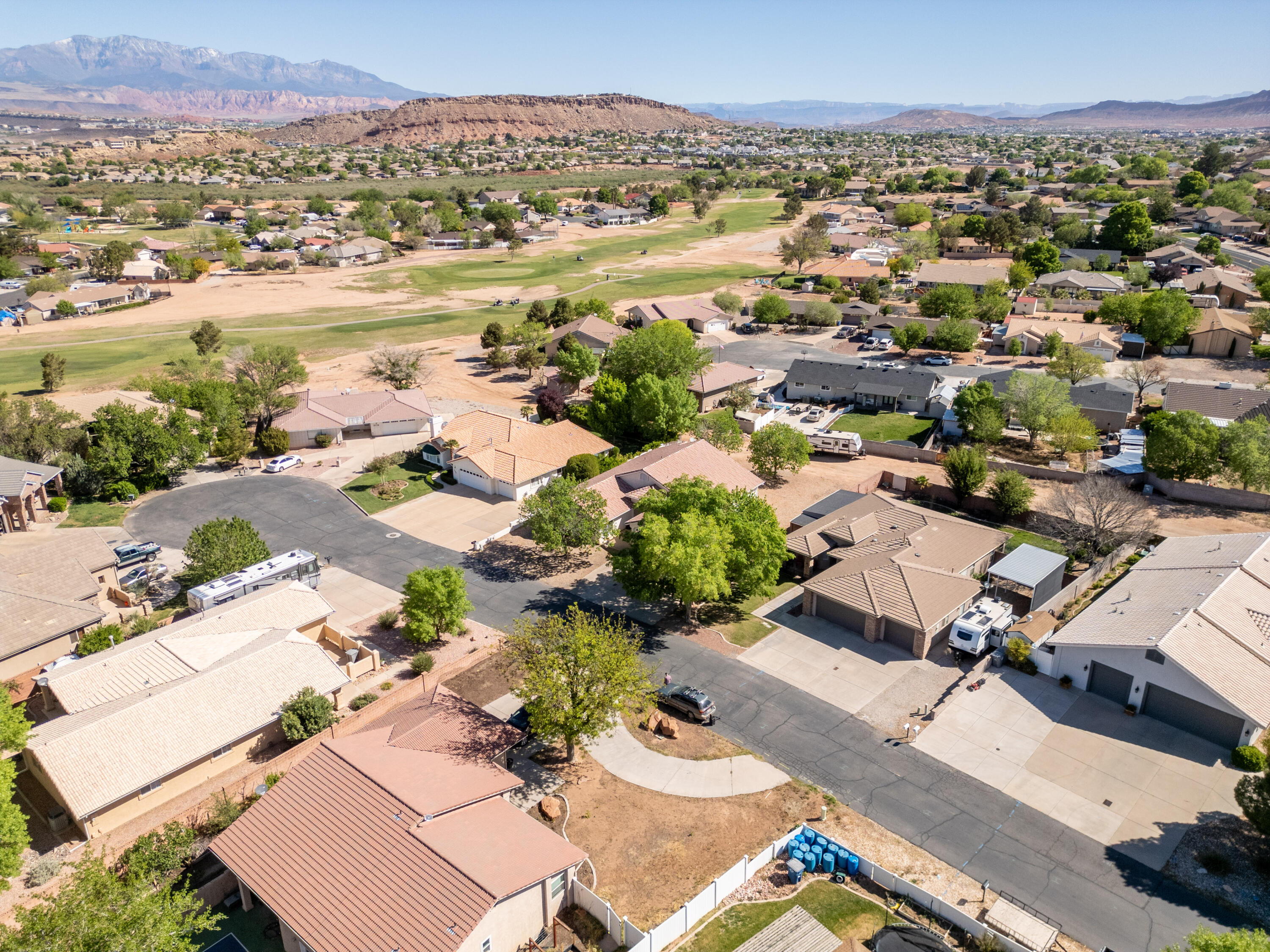 BLOOMINGTON HILLS - Residential