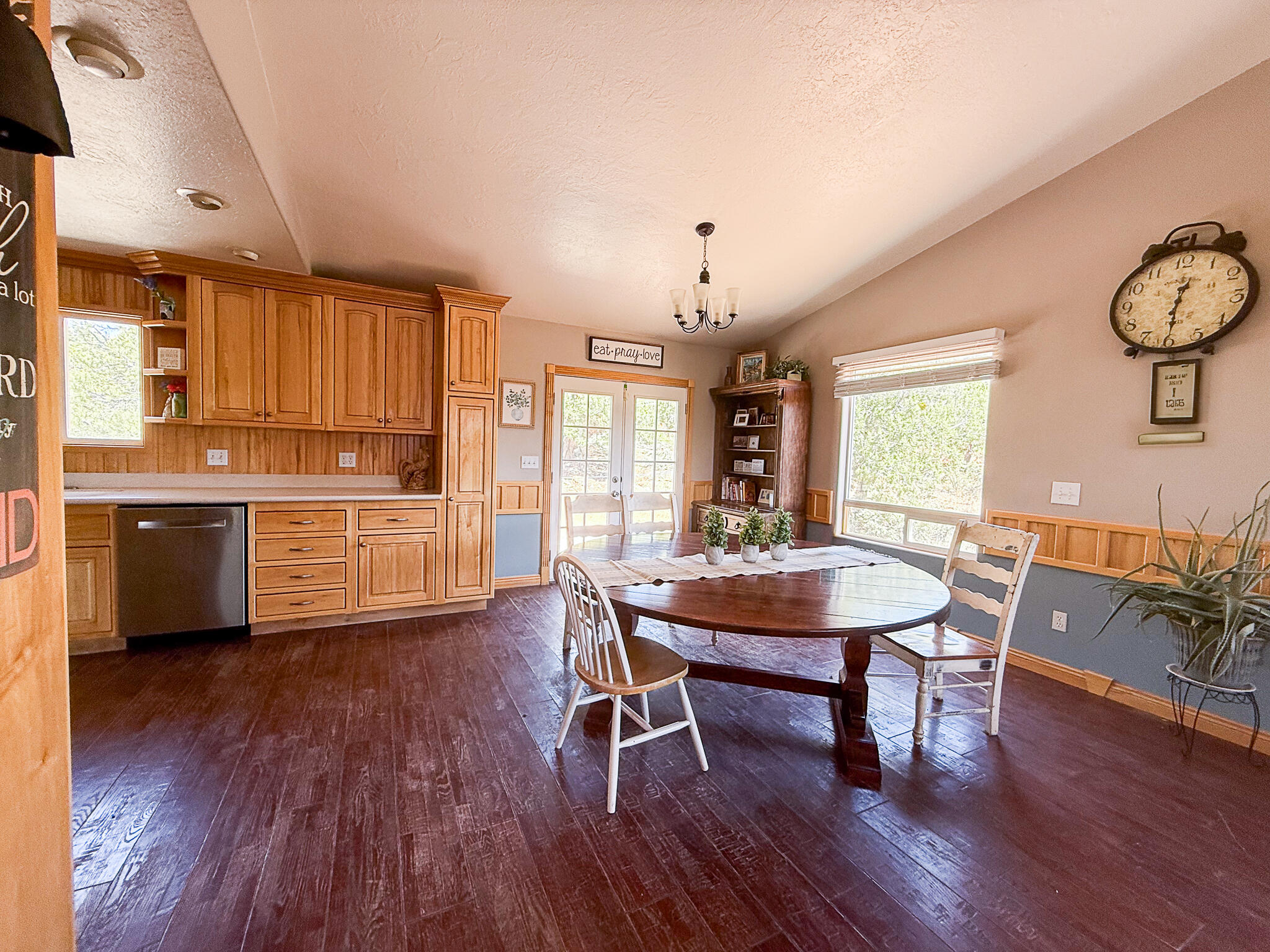 DIXIE DEER ESTATES - Residential