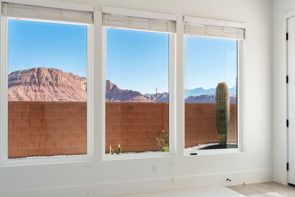 RED MOUNTAIN TERRACE - Residential