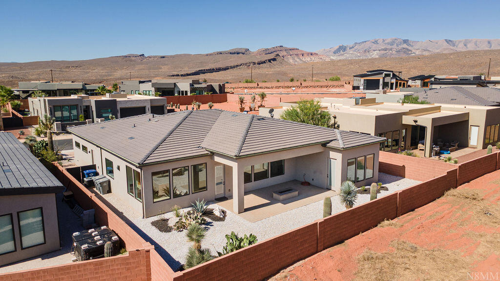 RED MOUNTAIN TERRACE - Residential