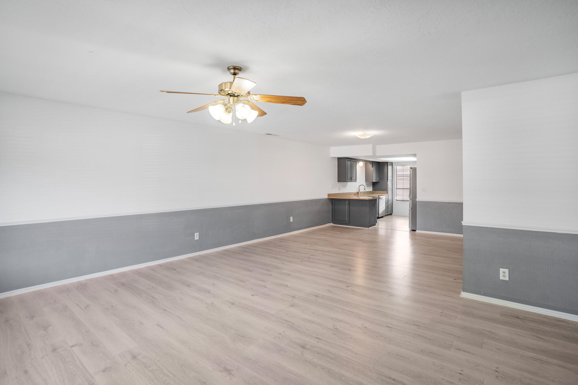 COTTONWOOD TOWNHOMES - Residential