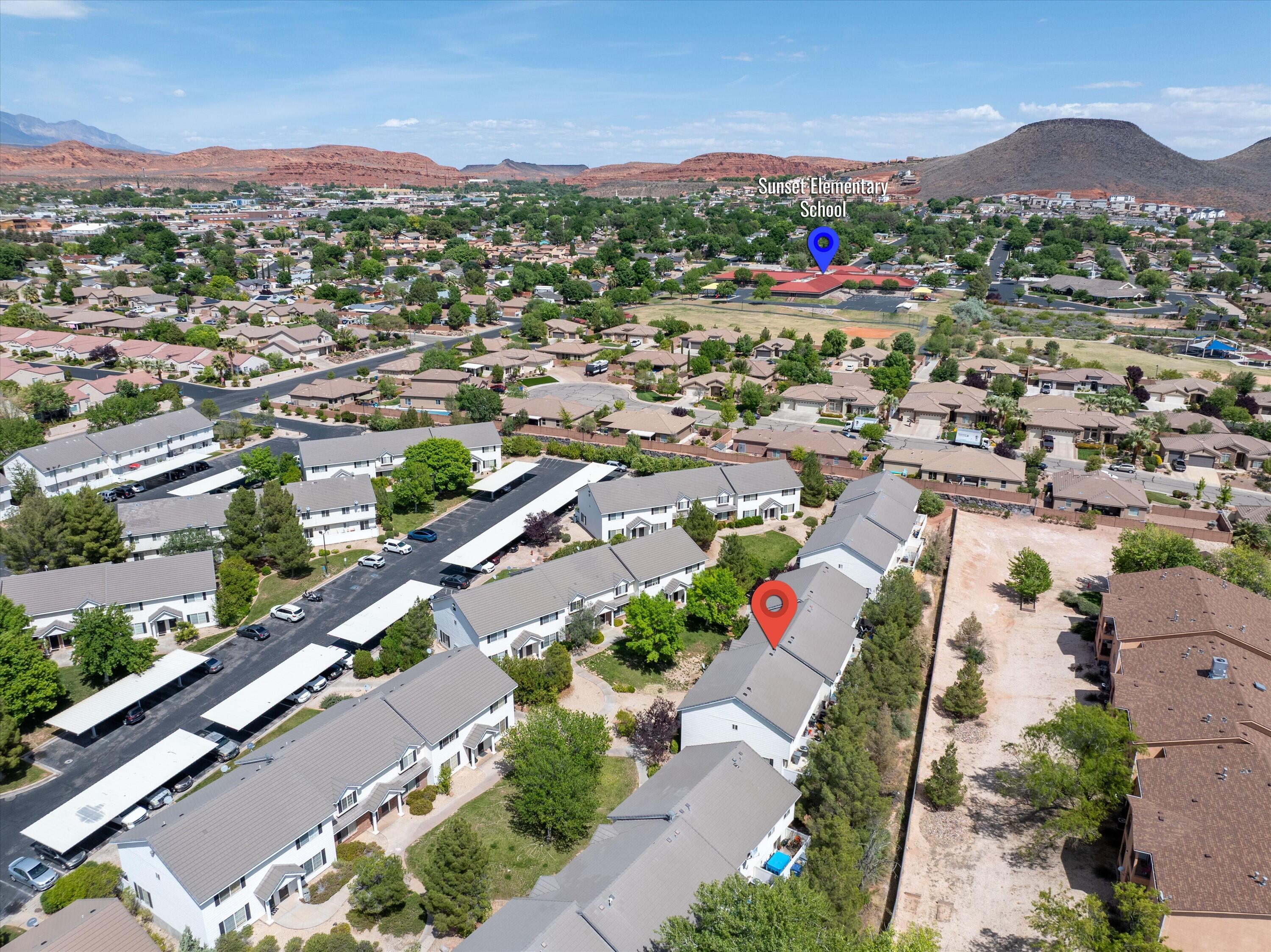 LEXINGTON HILLS TOWNHOMES - Residential