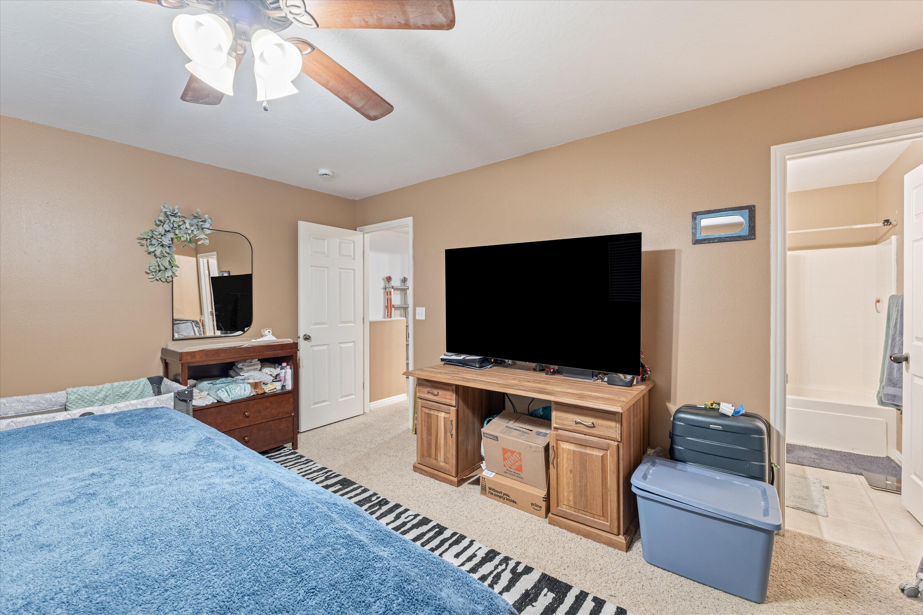 LEXINGTON HILLS TOWNHOMES - Residential
