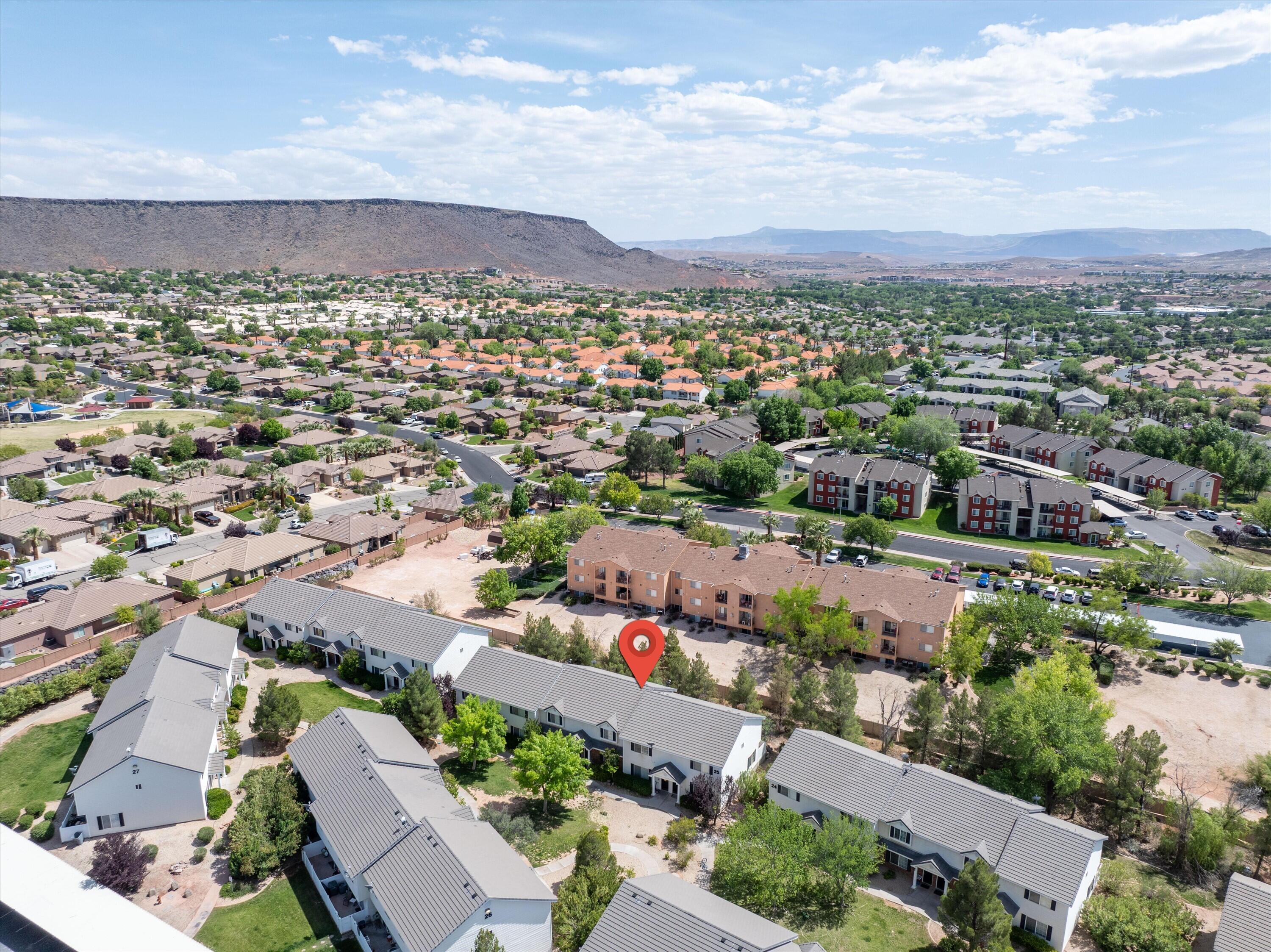 LEXINGTON HILLS TOWNHOMES - Residential