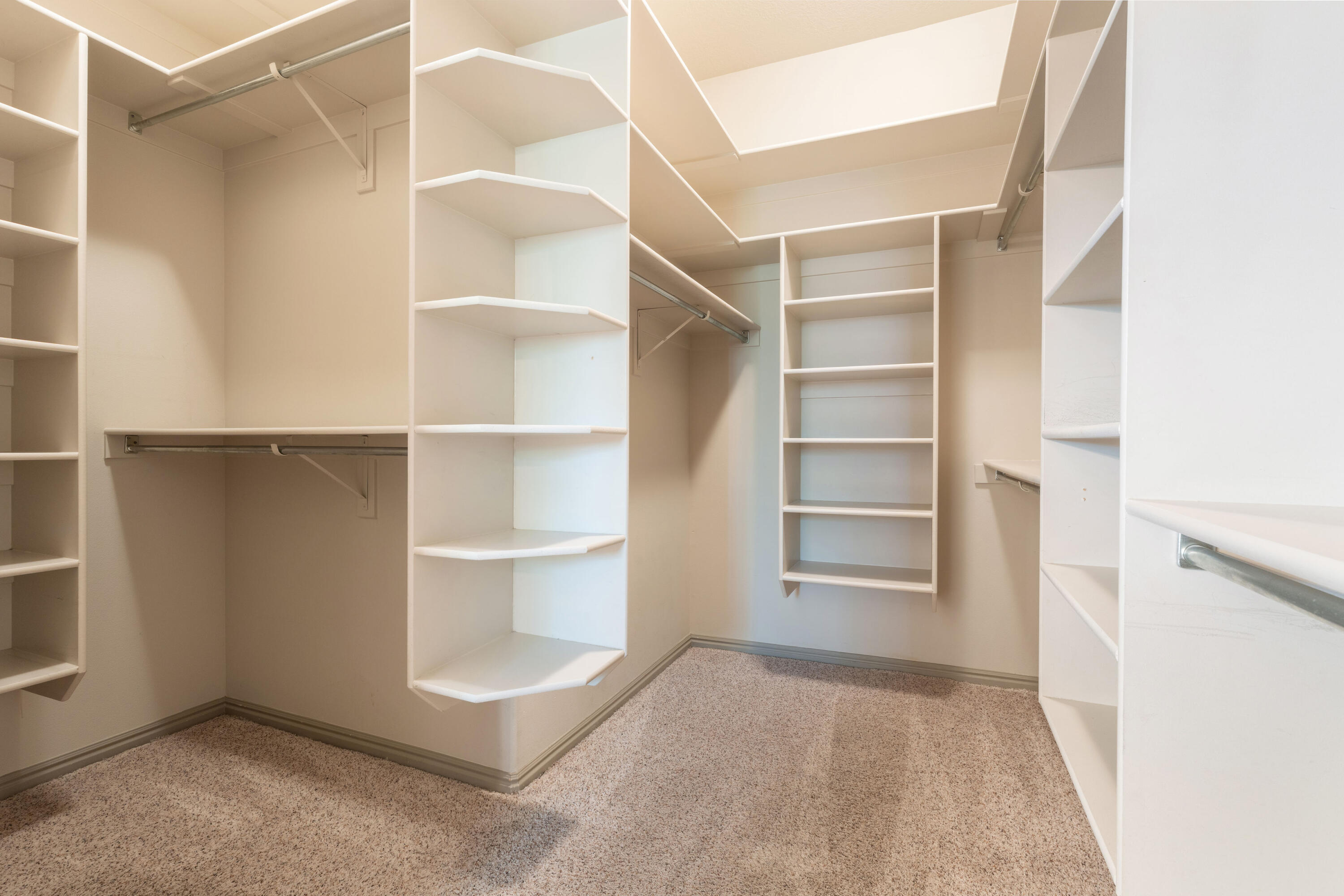 HEIGHTS WEST - Residential