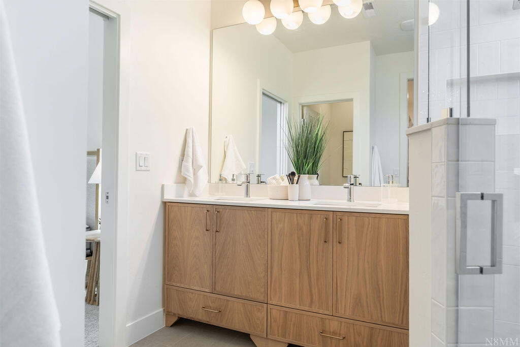ESTATES AT BURKE SPRINGS - Residential