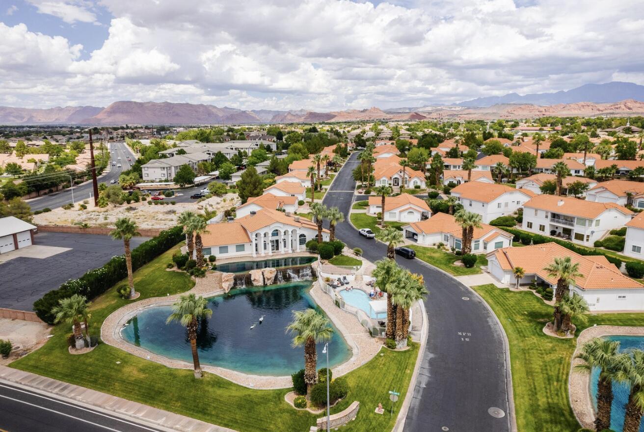 EMERALD SPRINGS TOWNHOMES - Residential