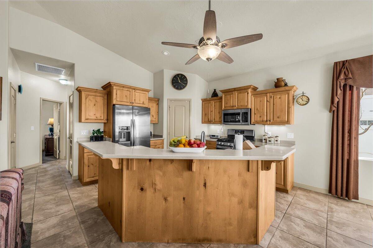 EMERALD SPRINGS TOWNHOMES - Residential