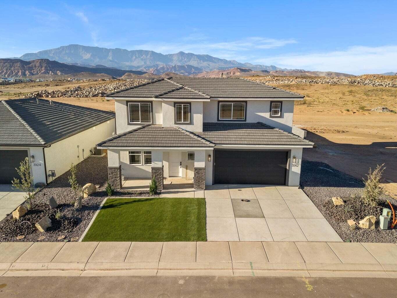 LEGACY AT SAND HOLLOW - Residential