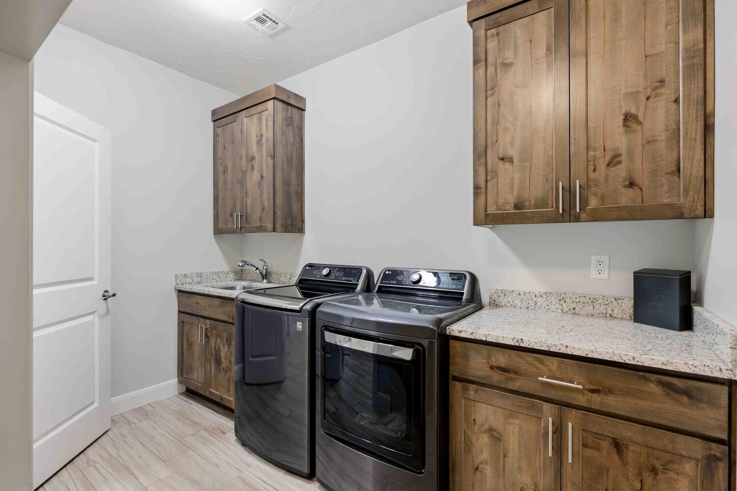 DIXIE SPRINGS - Residential