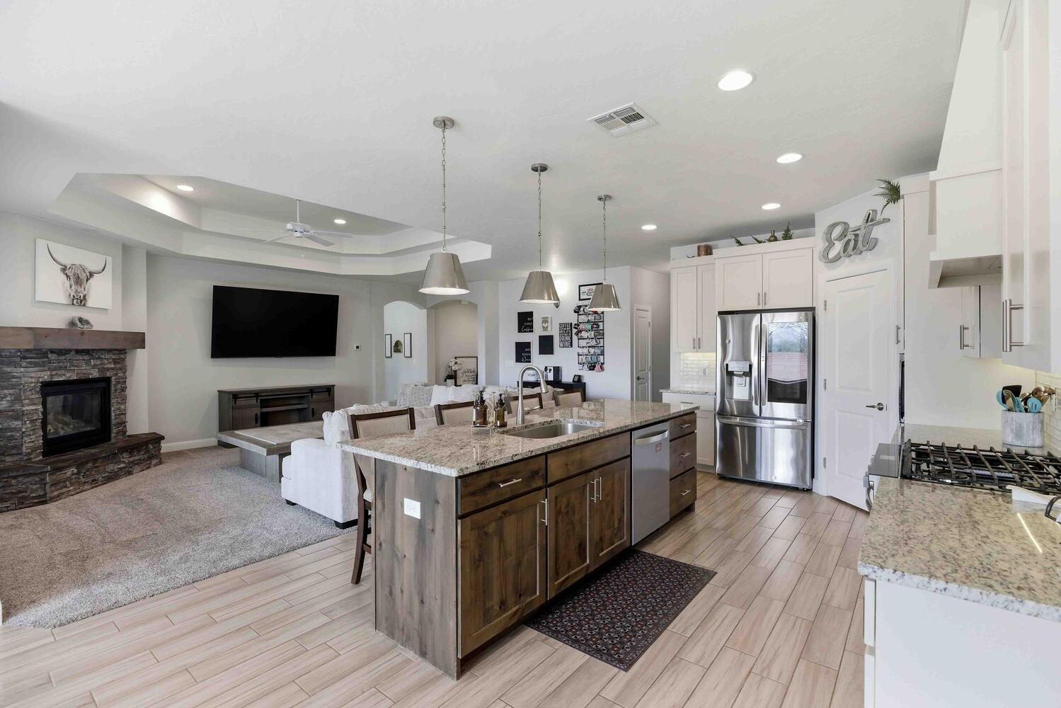 DIXIE SPRINGS - Residential