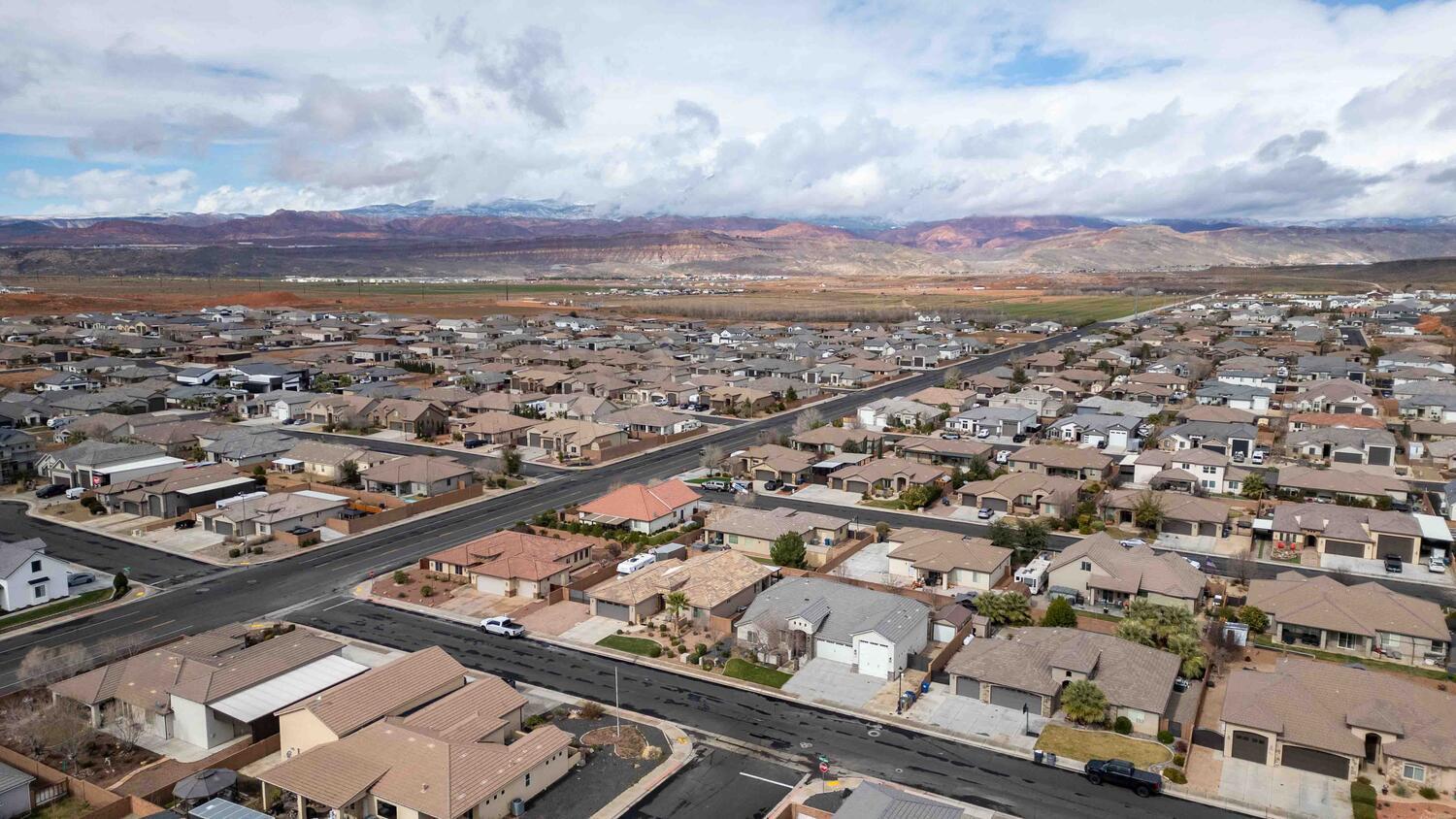 DIXIE SPRINGS - Residential