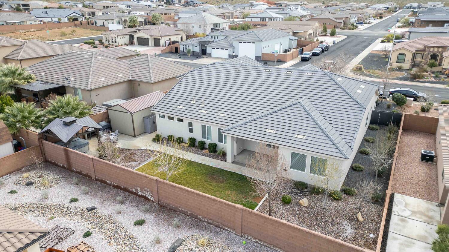 DIXIE SPRINGS - Residential