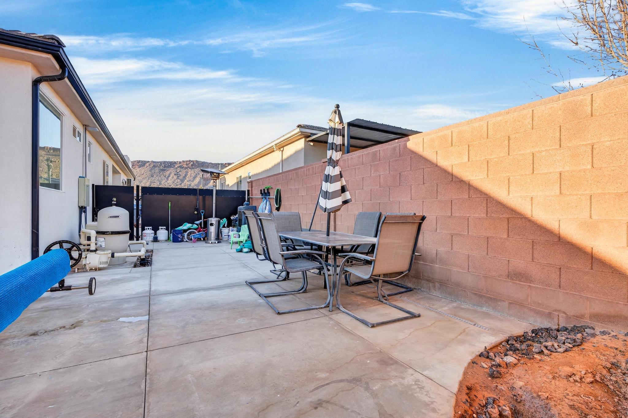 RIVERBEND AT SUNRISE VALLEY - Residential
