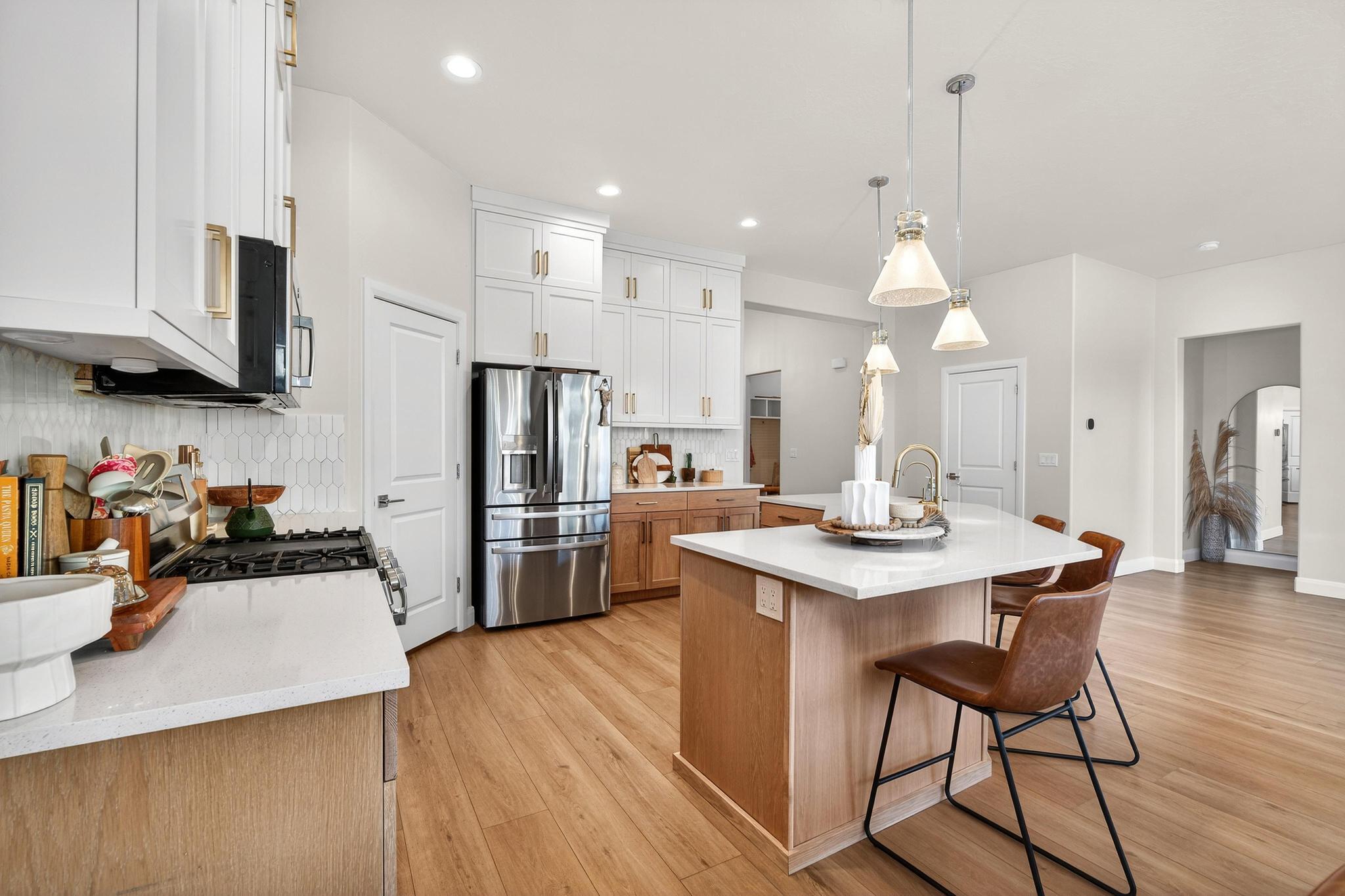 RIVERBEND AT SUNRISE VALLEY - Residential