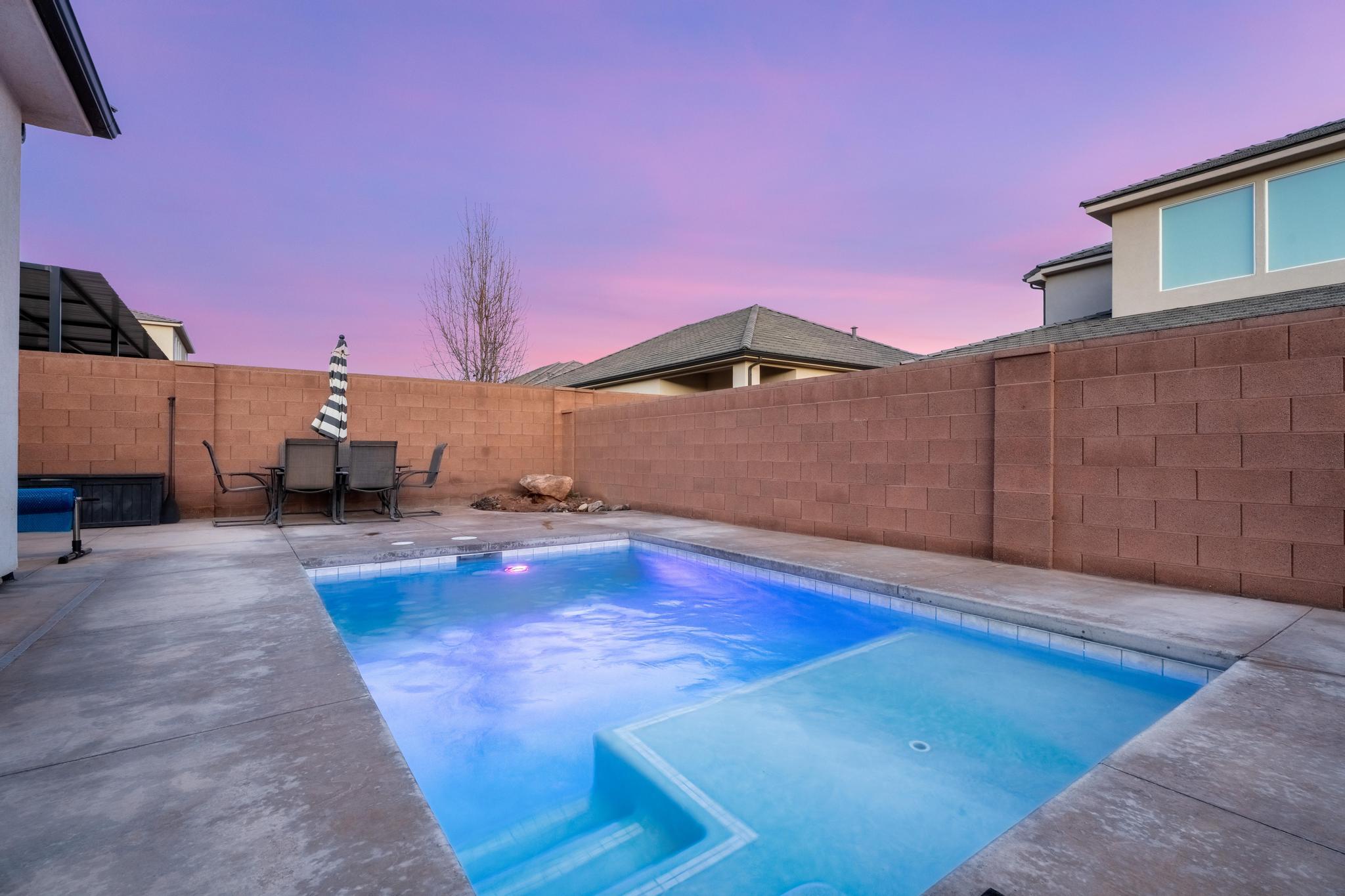 RIVERBEND AT SUNRISE VALLEY - Residential